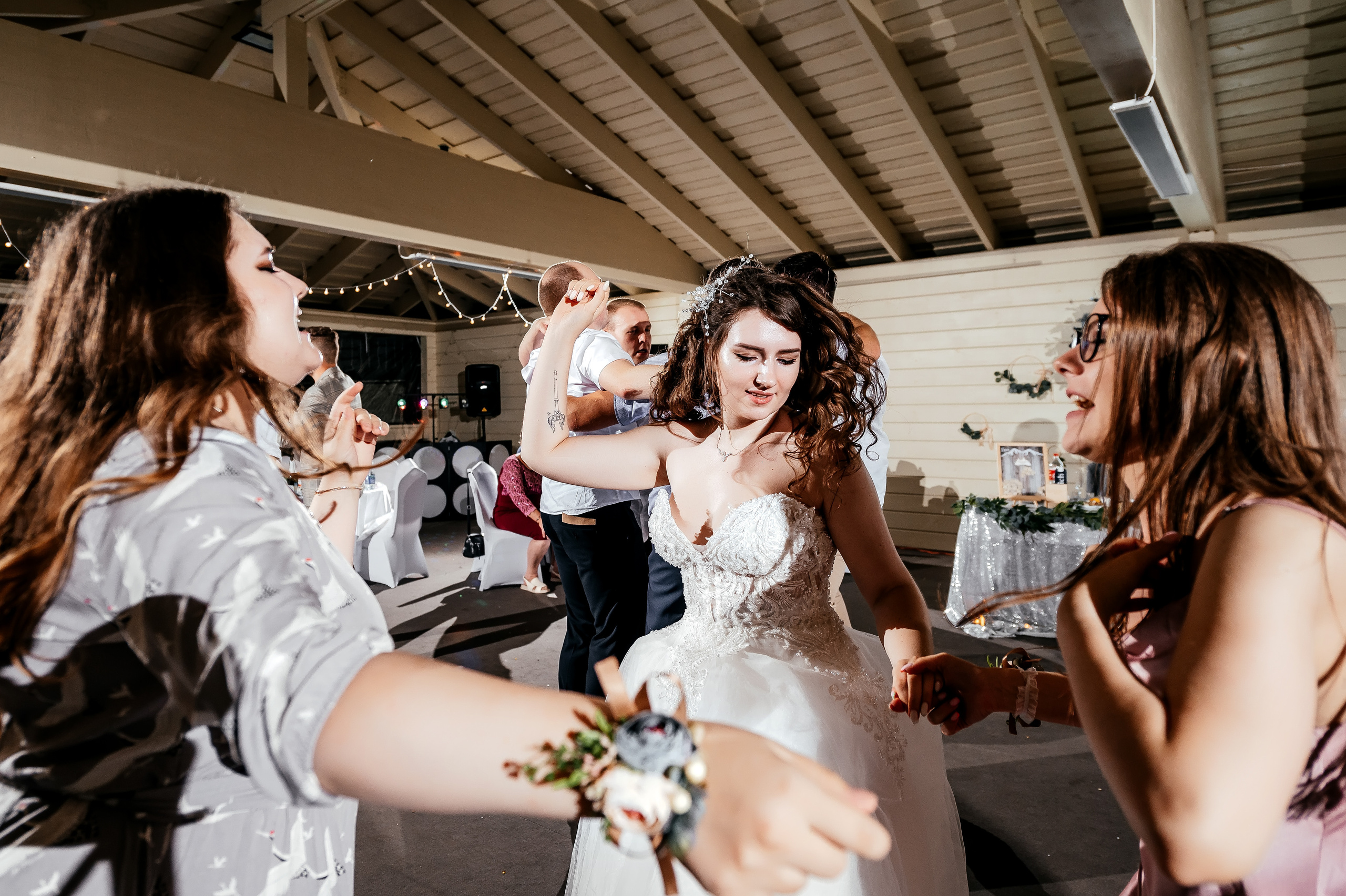 Щелково, Лесные пруды, свадьба. Свадебный и семейный фотограф Виктория Носачёва. Щелково, Москва и МО