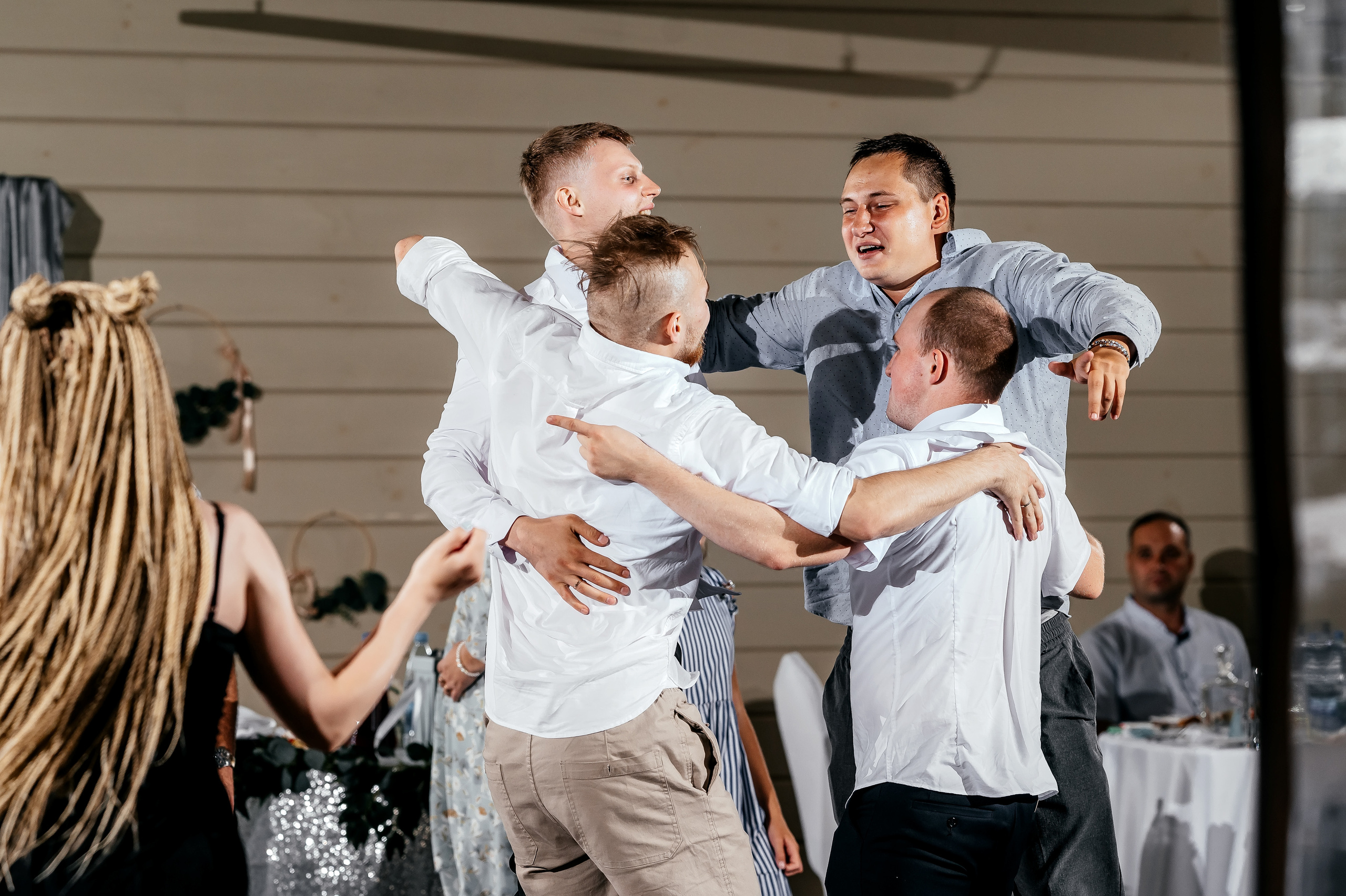 Щелково, Лесные пруды, свадьба. Свадебный и семейный фотограф Виктория Носачёва. Щелково, Москва и МО