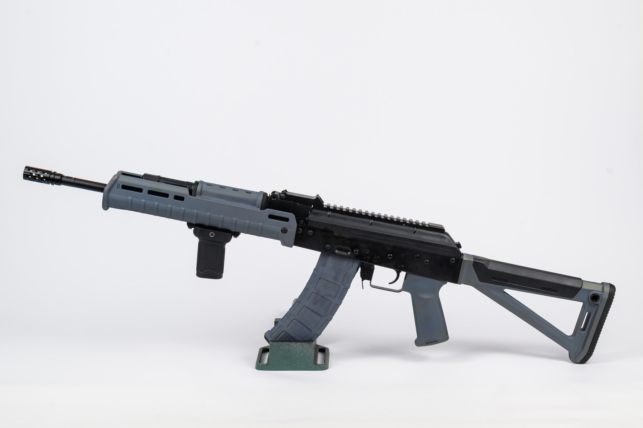 Покраска краской Cerakote. Страйкбольная мастерская Бигич Воркшоп