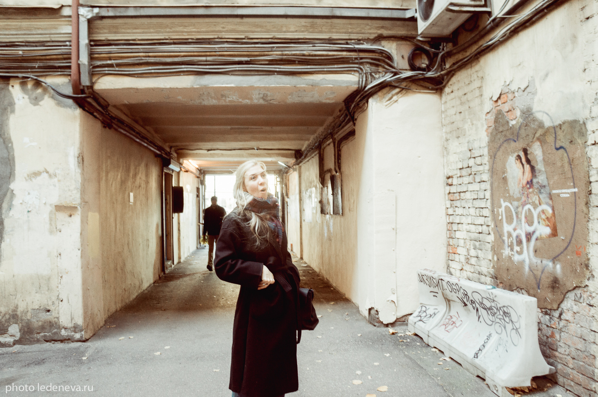 соматическая фотосессия, санкт петербург, фотограф анна леденева, телесная практика, фотопрогулка по питеру