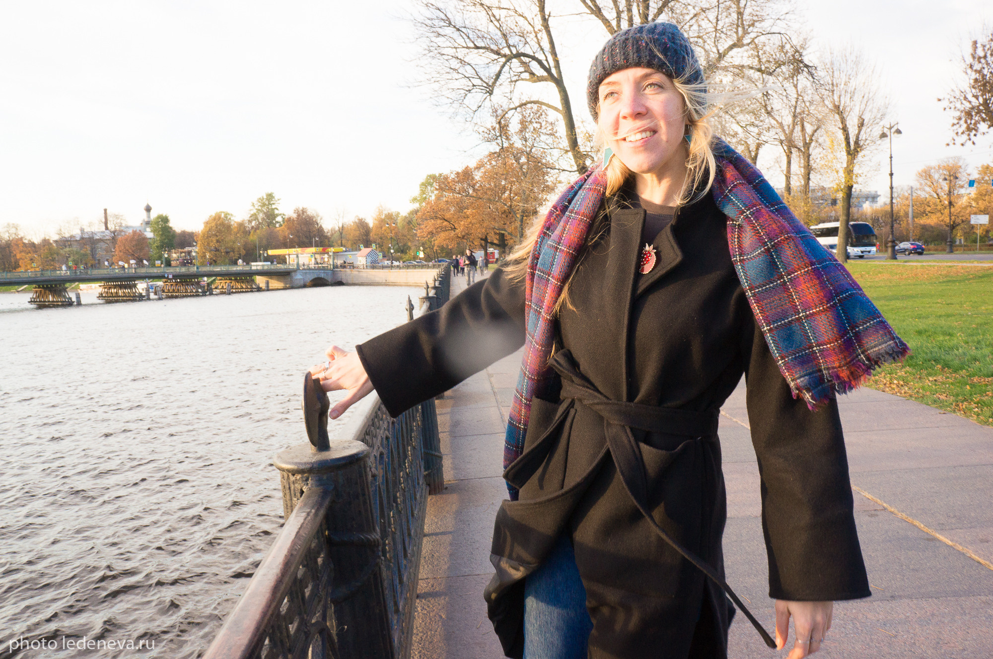 соматическая фотосессия, санкт петербург, фотограф анна леденева, телесная практика, фотопрогулка по питеру