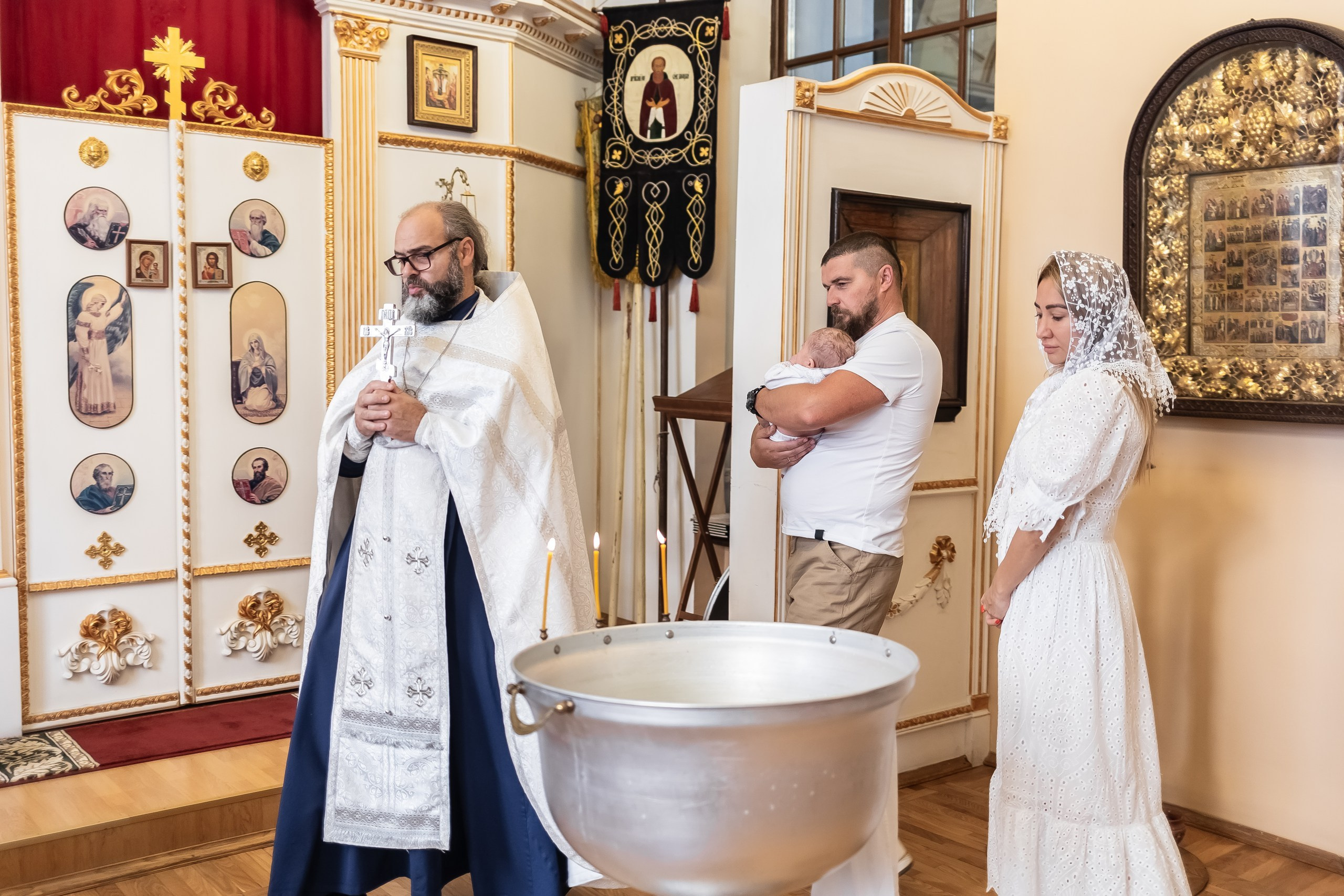 Фотограф на крещение (крестины) заказать в Санкт-Петербурге