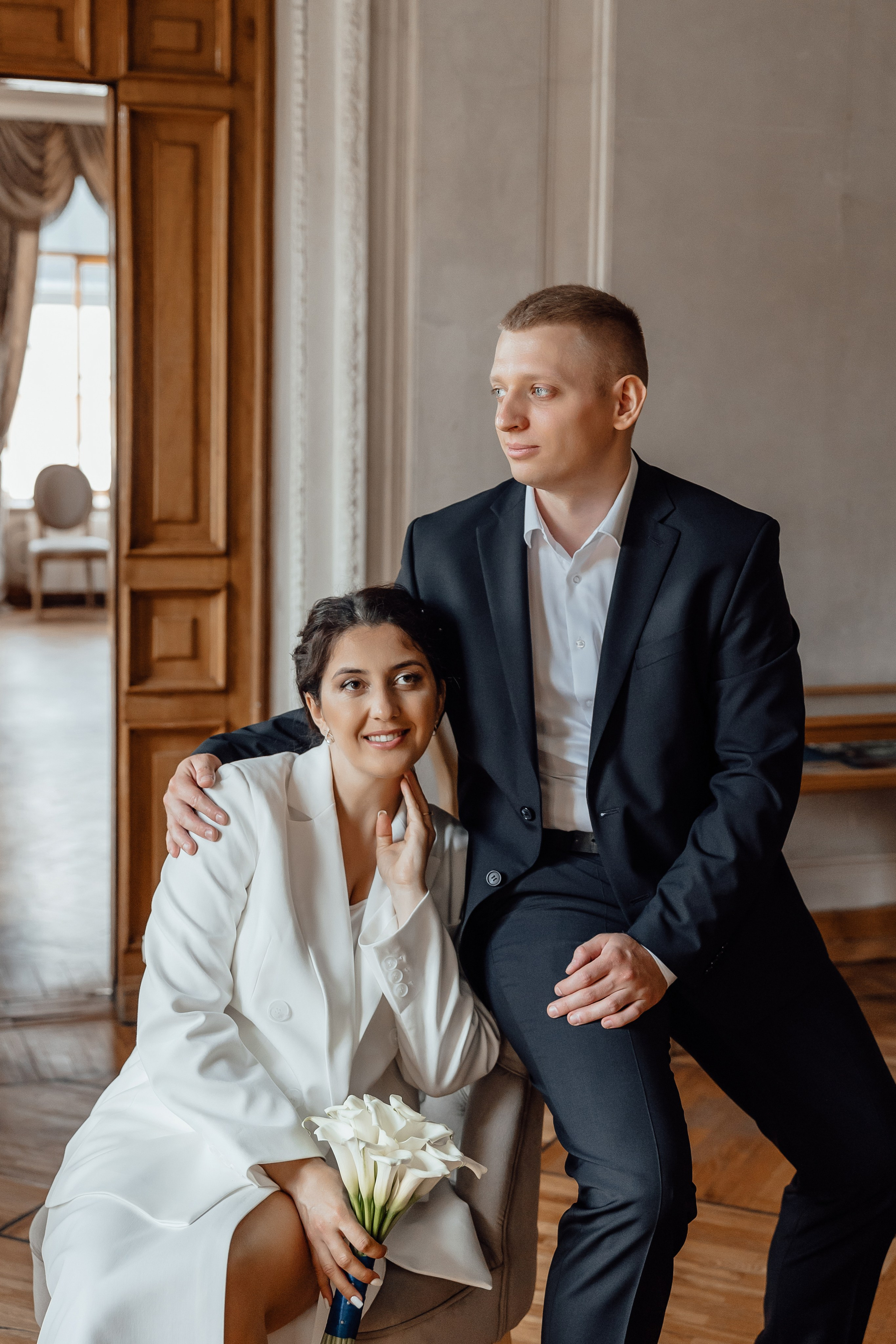 свадебная фотосессия в библиотеке читальне Пушкина