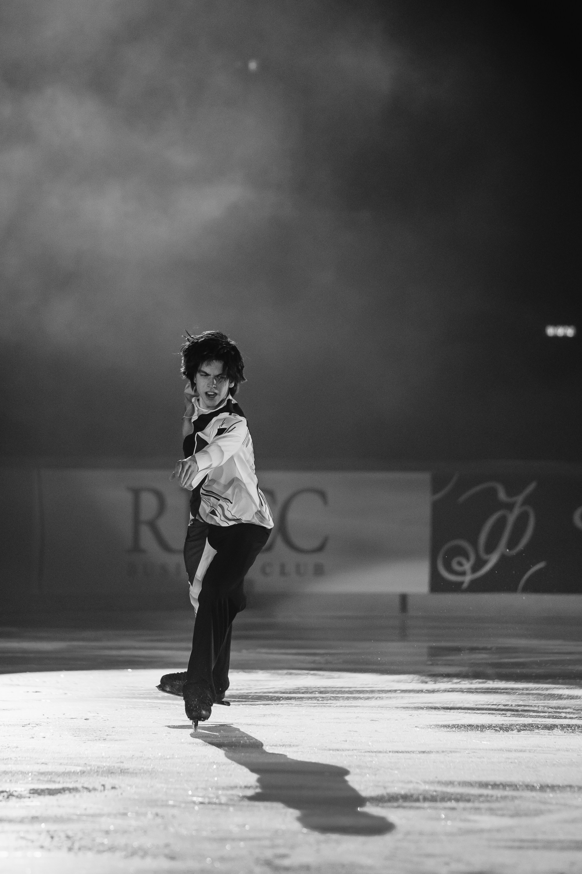 Шоу «Чемпионы на льду» в Новосибирске. Воробьева Ксения — Спортивный и танцевальный фотограф Новосибирск