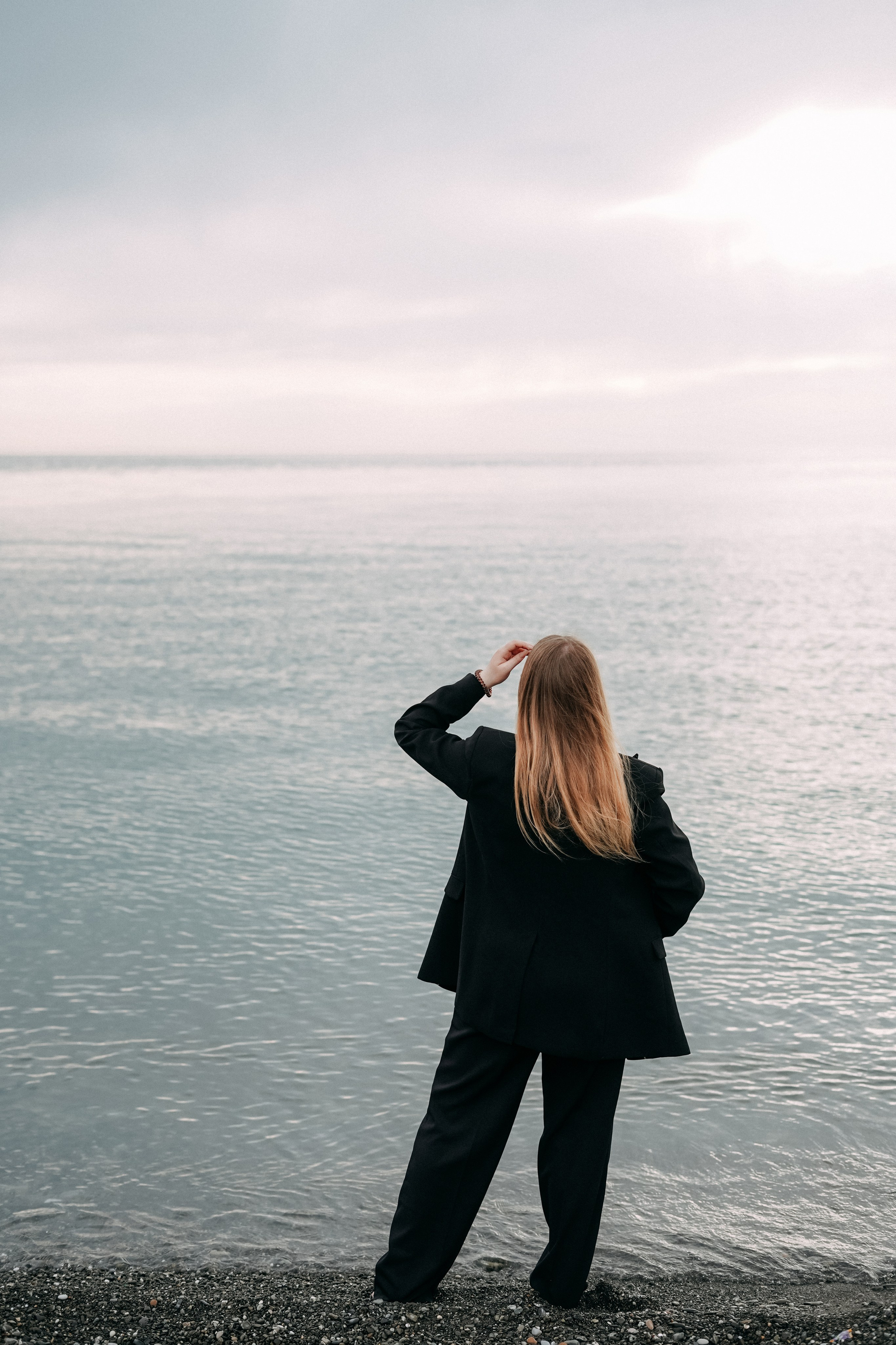 Даша и Артём на пляже Ривьера. Фотограф в Сочи и Абхазии | Фототуры | September Air