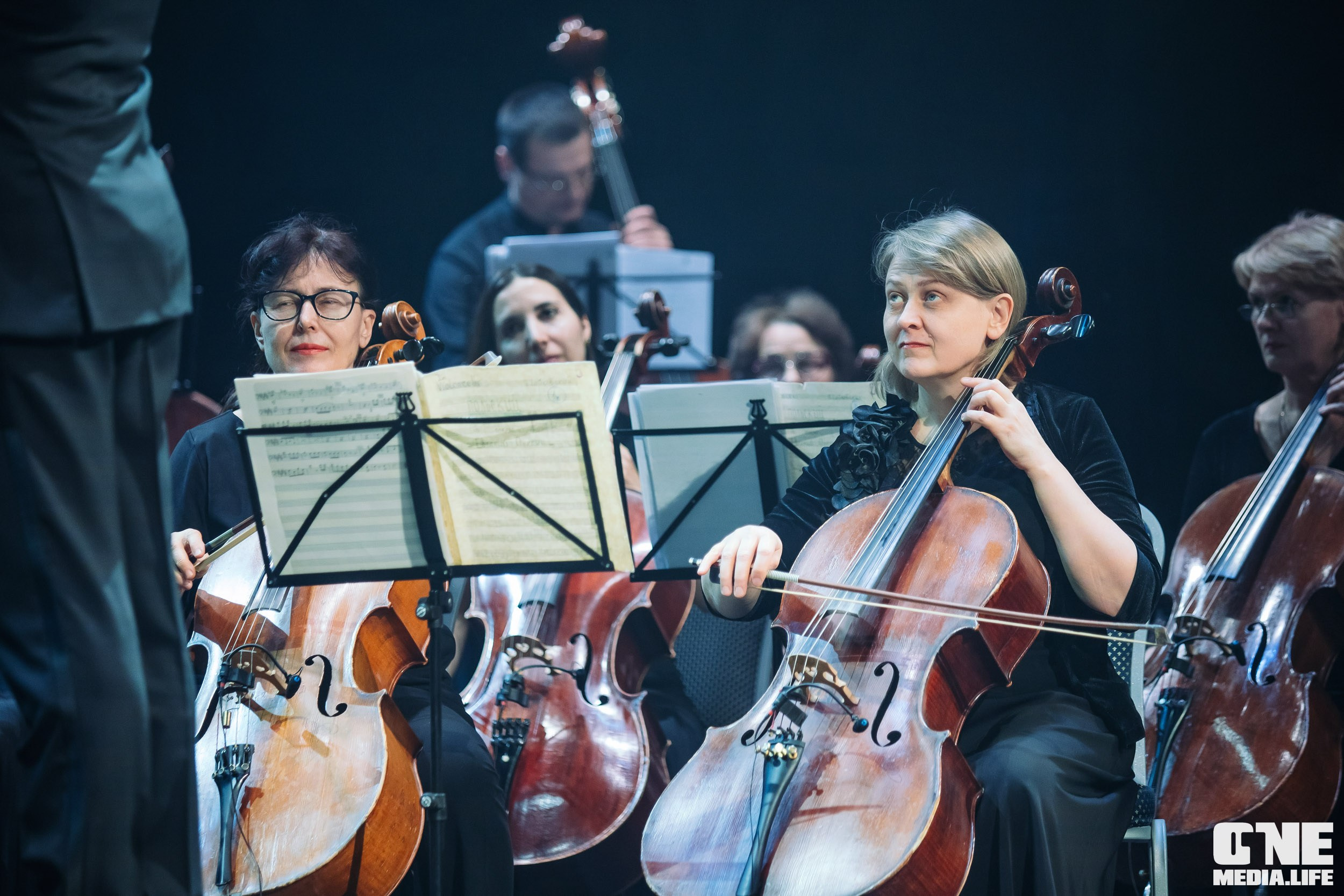 Концерт 8 марта в Янтарь холл. One Media Life: фоторепортажи, фотоотчеты с мероприятий и заведений