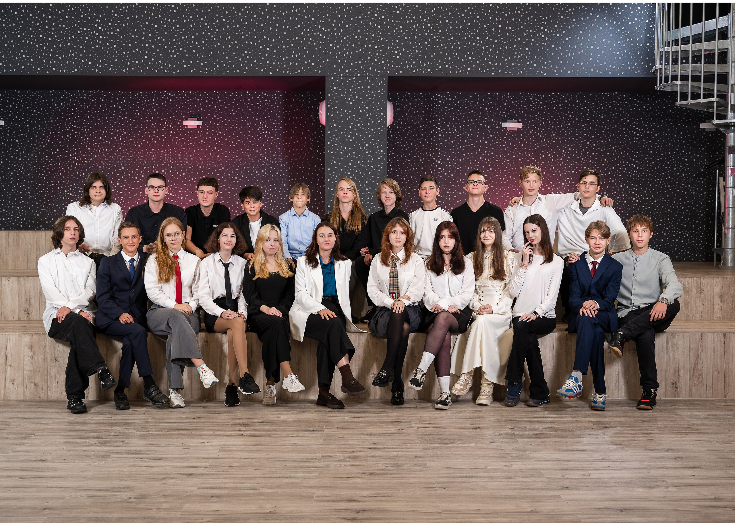 9-11 КЛАСС! АЛЬБОМ L 3900 РУБ. Мастерская детской фотографии