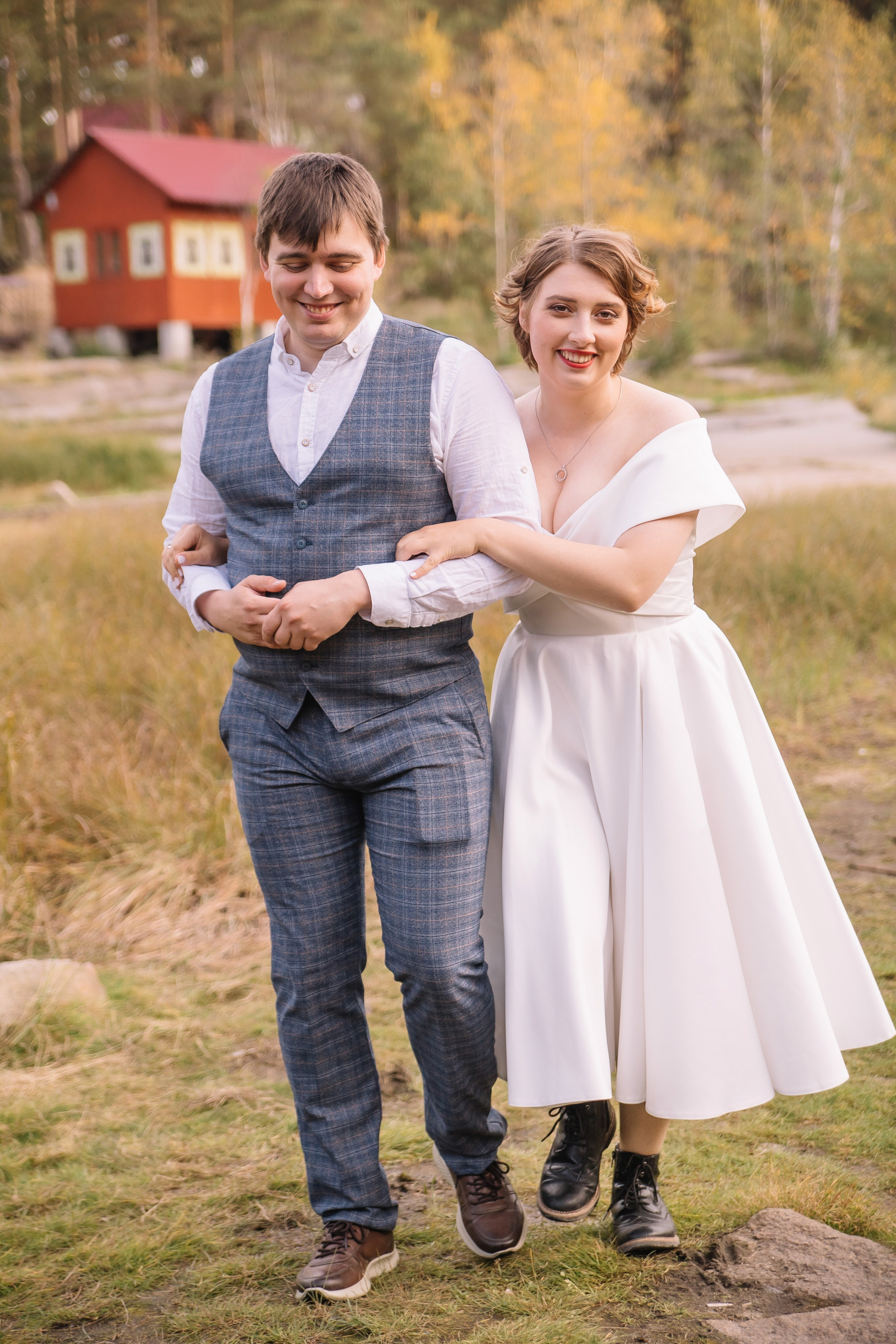 Свадебная прогулка. Свадебный, семейный фотограф, контент съёмка. Екатеринбург. Елена Граф