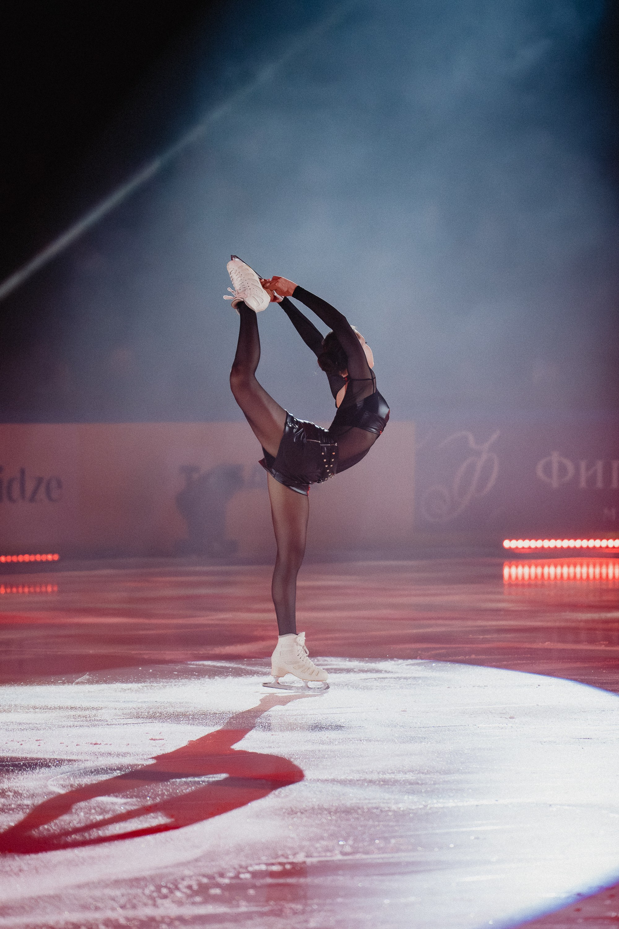 Шоу Этери Тутберидзе в Новосибирске. Воробьева Ксения — Спортивный и танцевальный фотограф Новосибирск