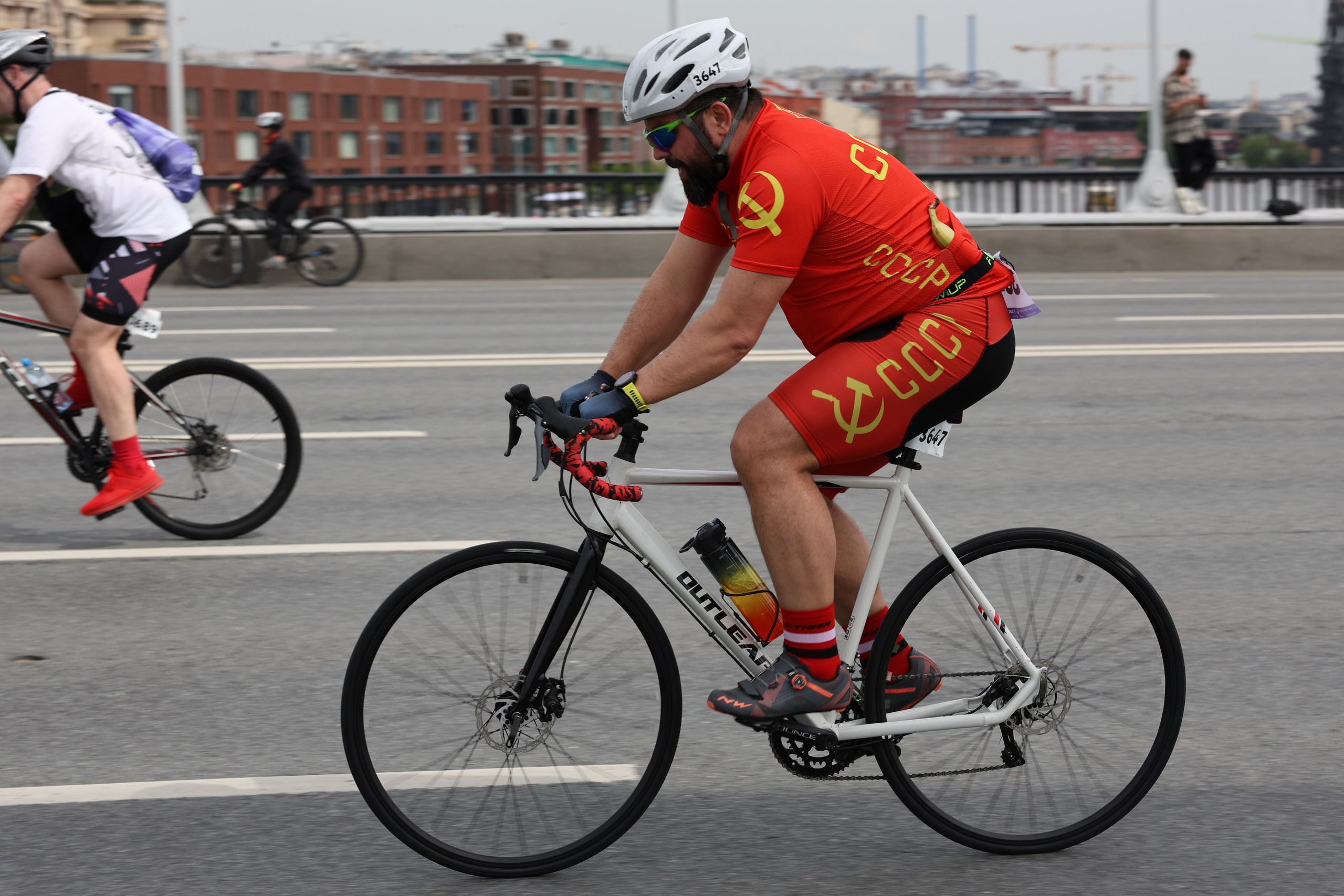 Московский весенний велофестиваль 2025. Репортажный фотограф, спортивный фотограф в Москве и области