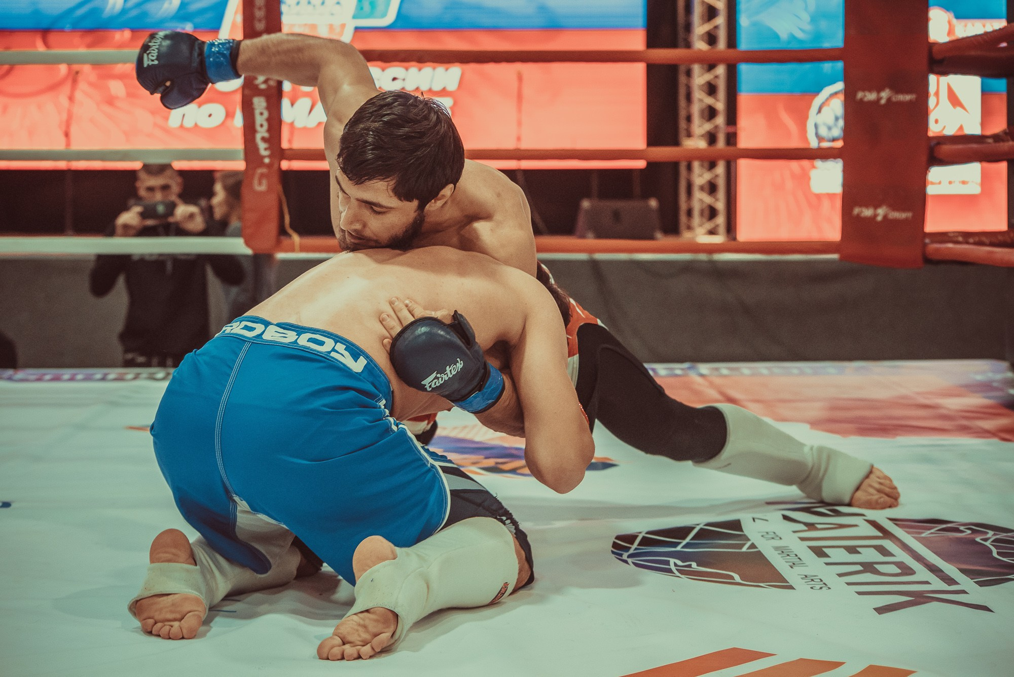 Кубок России по MMA. Репортажный и концертный фотограф в Волгограде Павел Панько