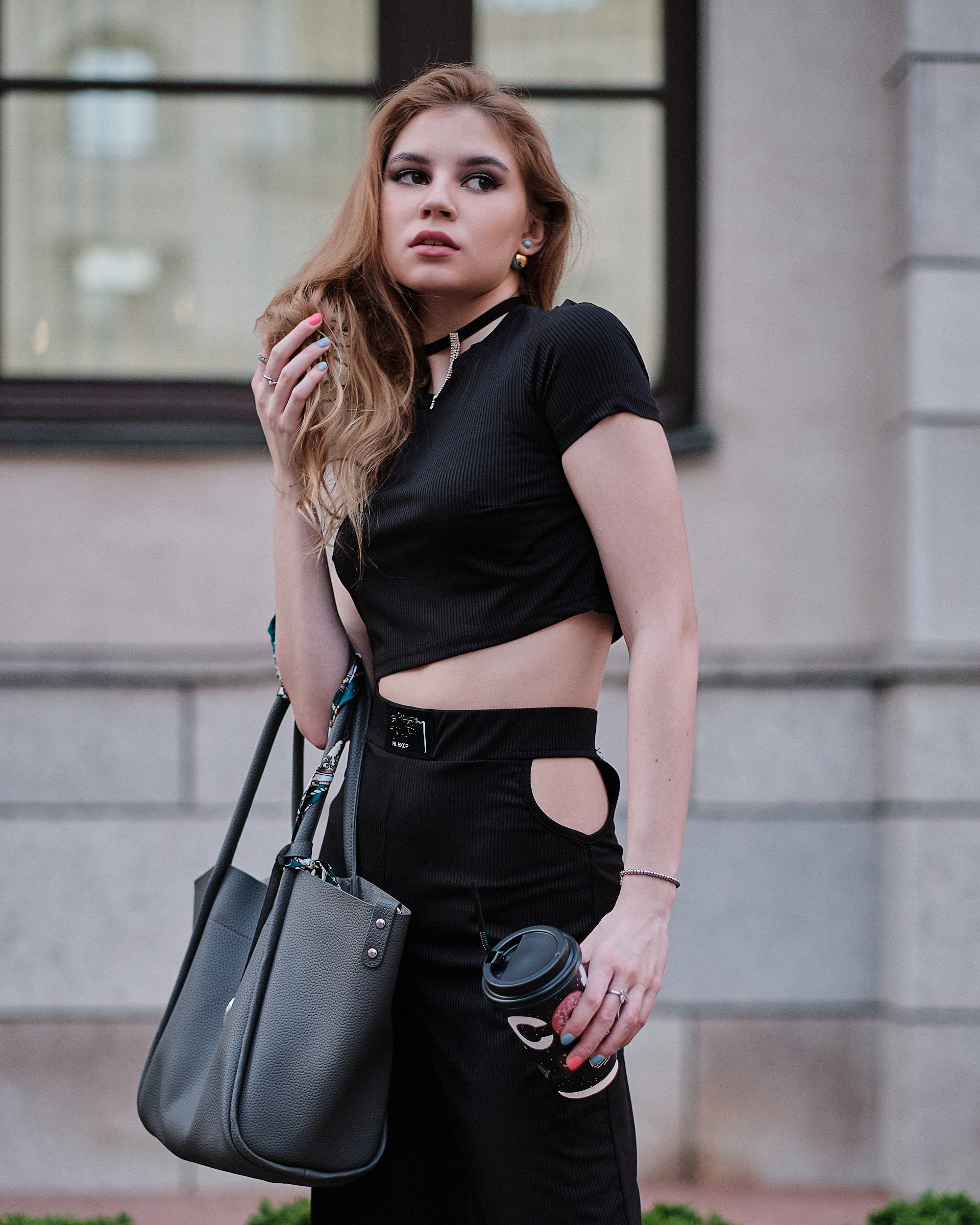 Фотосессия Алёны у жк. Италия. Портретная фотосъемка в Москве. Фотограф Алексей Афанасьев