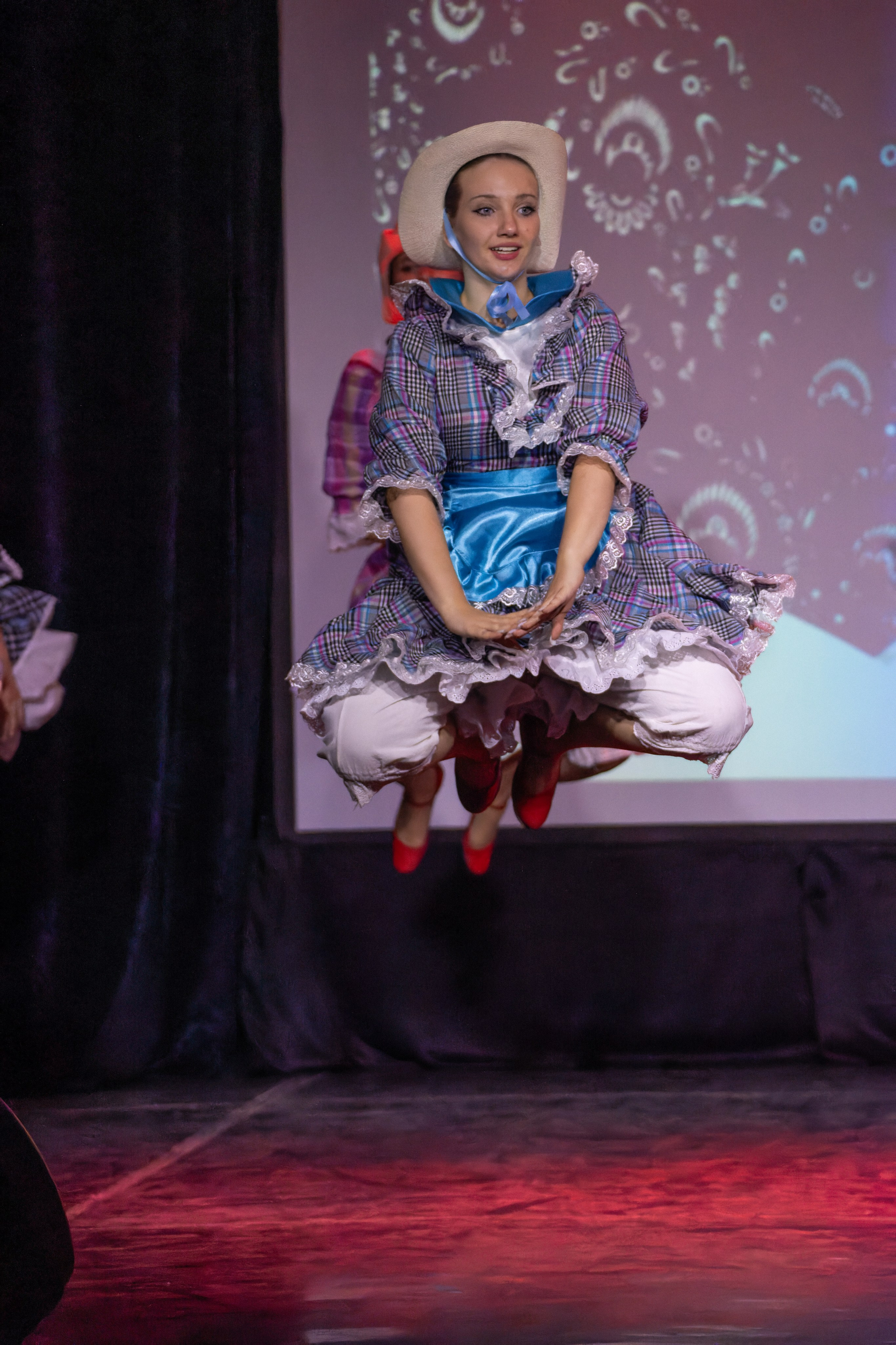 Фотосъёмка на гала-концерт, конкурсы, выступления, отчётные концерты и эвент-мероприятия. «Студия DRONAVT`s» — видеосъёмка и фотография г. Москва