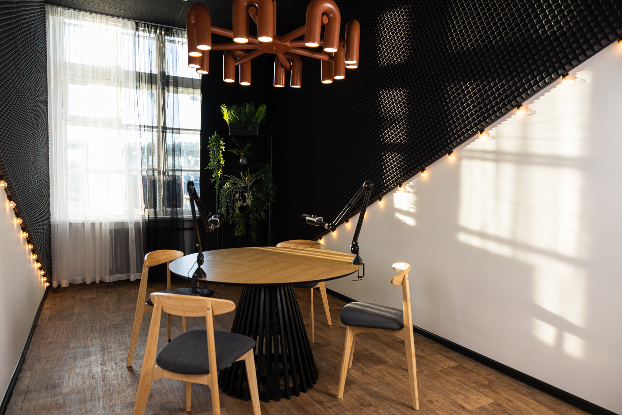 Photohub залы для съемки бизнес-контента. Фотограф в Минске Людмила Дутко