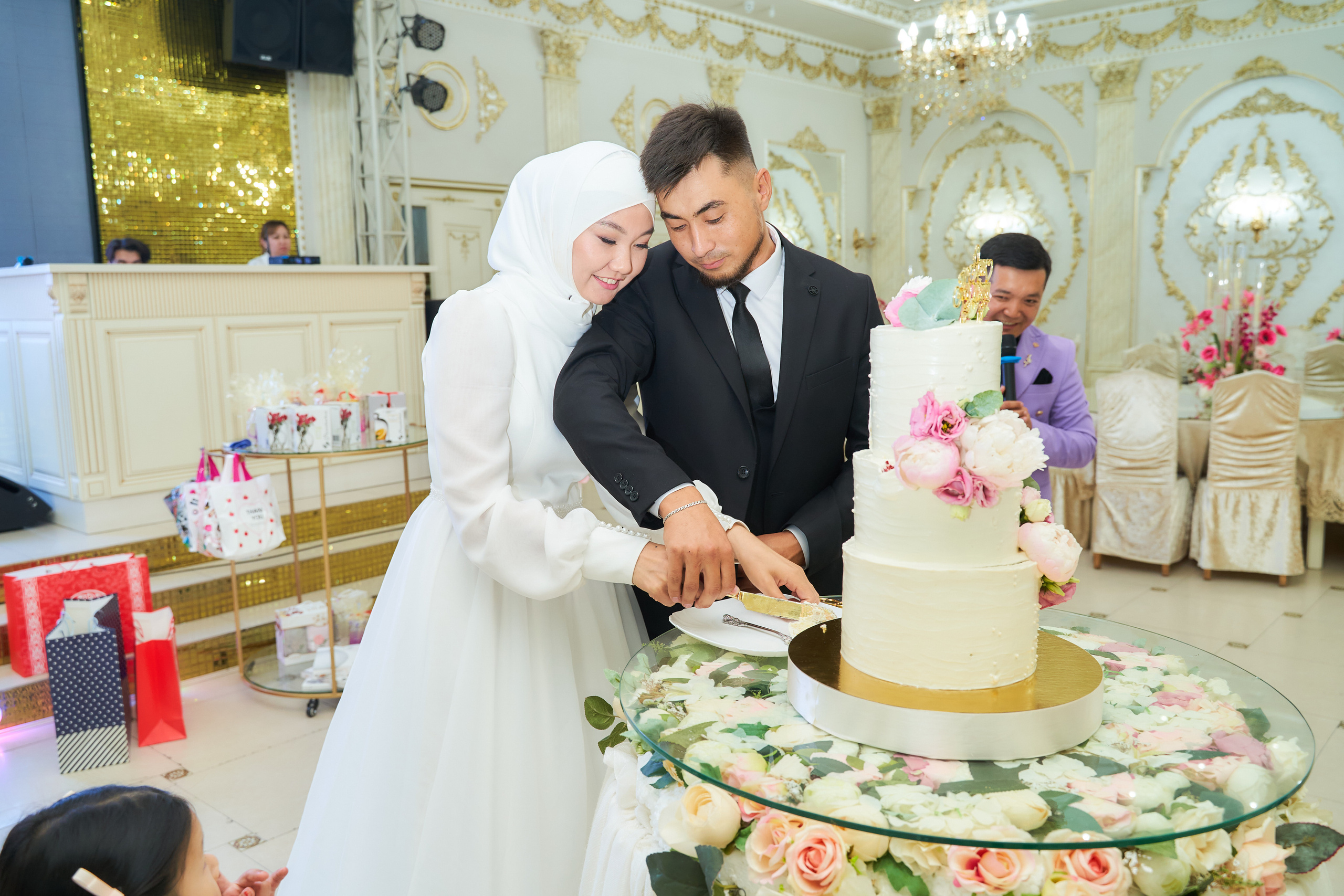Узату Яна и Диас. Фотограф в Уральске Александр Хохлачёв | HOHLACHEV.COM