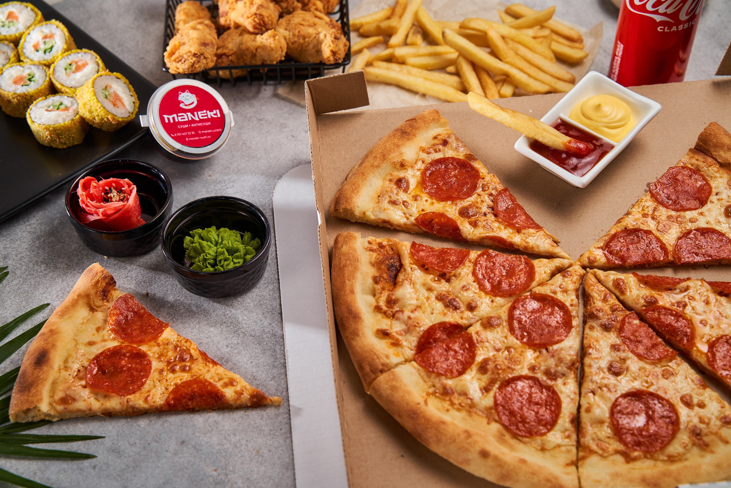 WOLT — Maneki sushi. Фотограф в Уральске Александр Хохлачёв | HOHLACHEV.COM