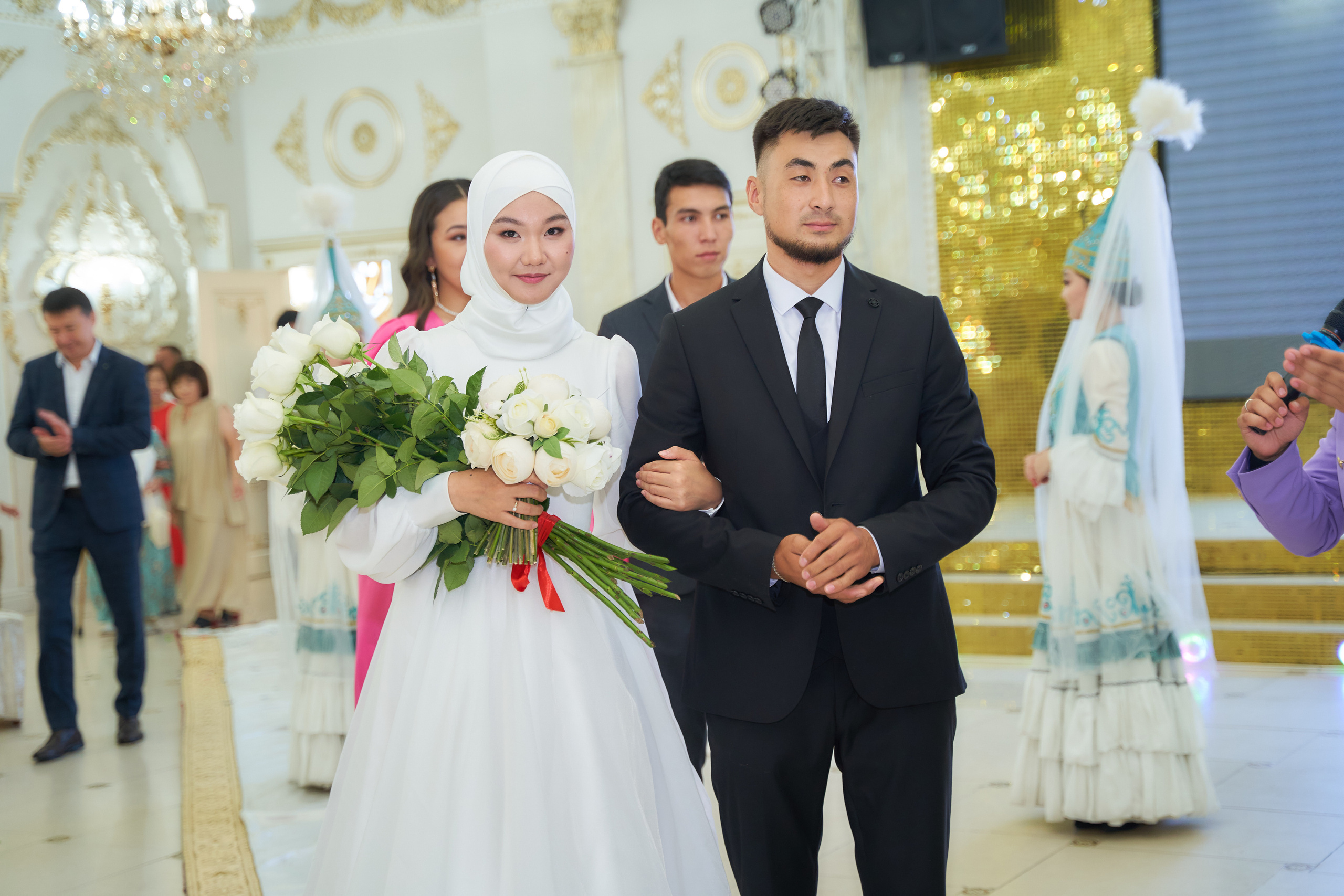 Узату Яна и Диас. Фотограф в Уральске Александр Хохлачёв | HOHLACHEV.COM