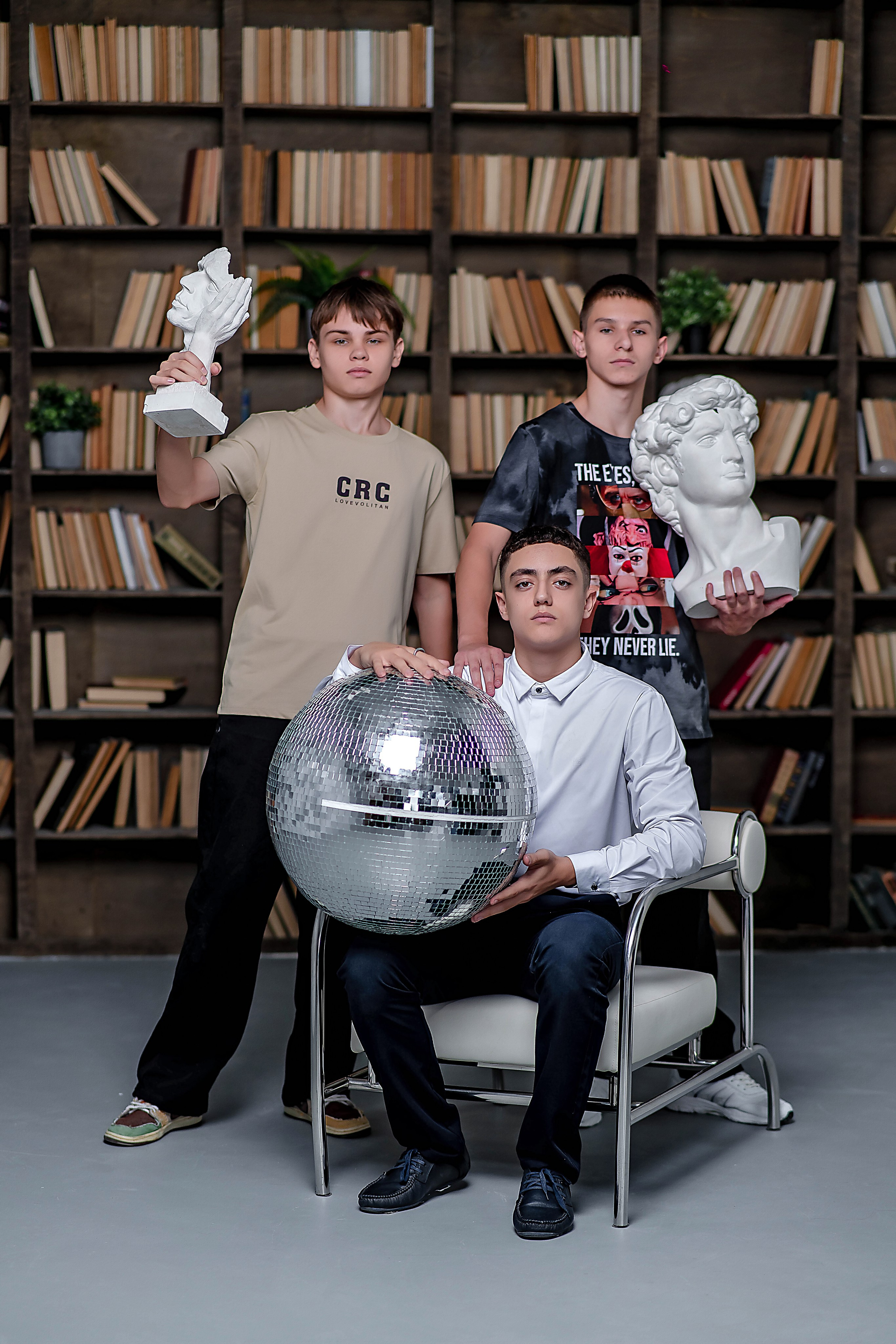 Выпускные (школьные) альбомы (книги) в Ростове-на-Дону. Современные Выпускные Альбомы в Ростове-на-Дону