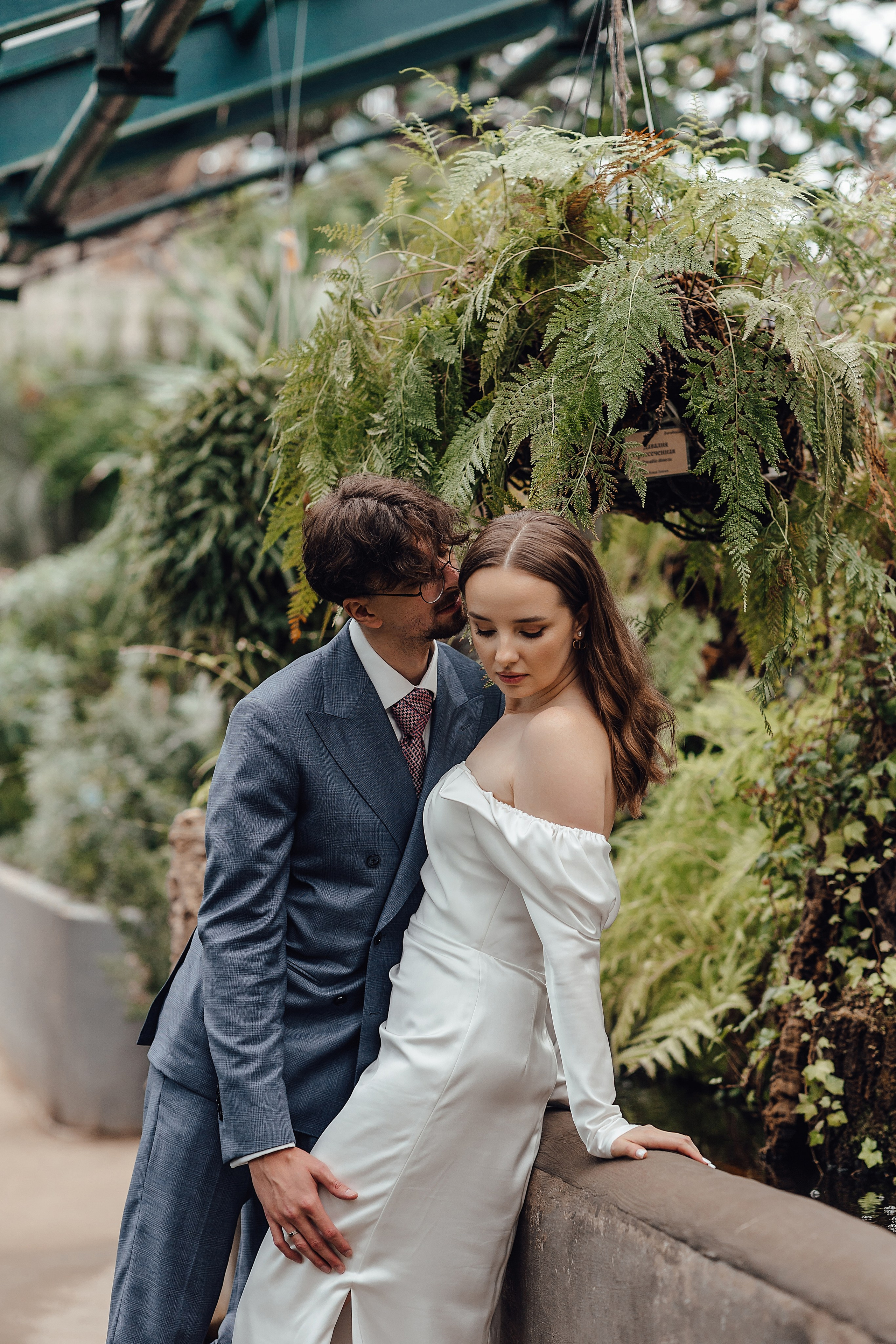 Свадебная фотосессия в Оранжерее в Москве
