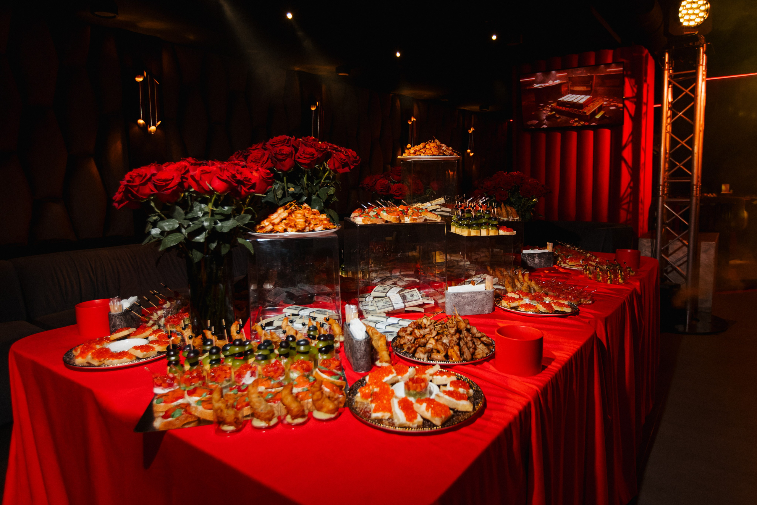 LA FAMIGLIA — SOLOVI — 1 YEAR. СВОИ. ФОТООТЧЕТЫ-СОБЫТИЯ-МЕСТА