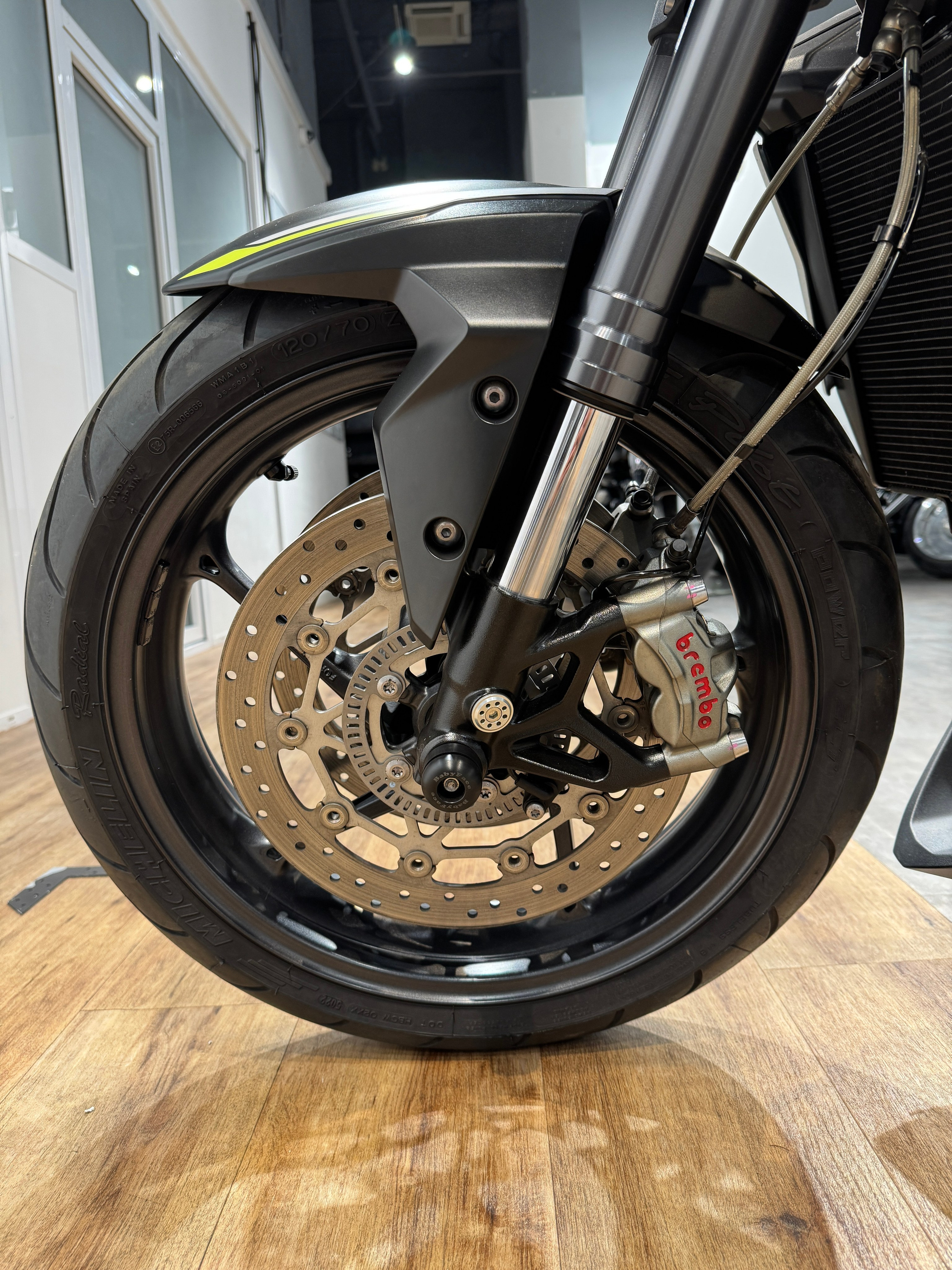 Triumph Street Triple 765 RS 2020. Hello Davidson, Москва. Только хорошие мотоциклы…