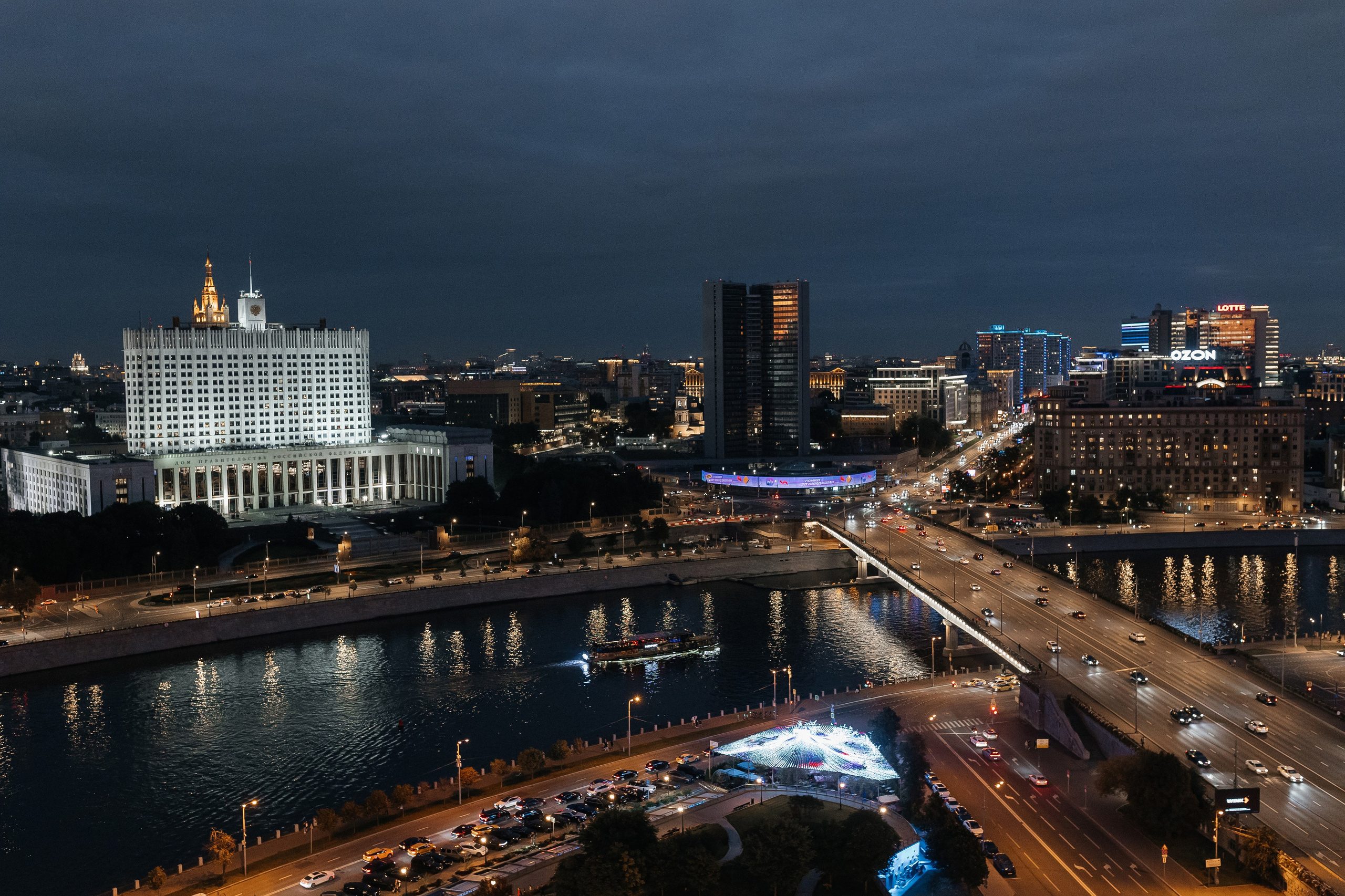 Самые красивые отели Москвы для свадебной фотосессии. Свадебный фотограф в Москве Дарья Олендарёва