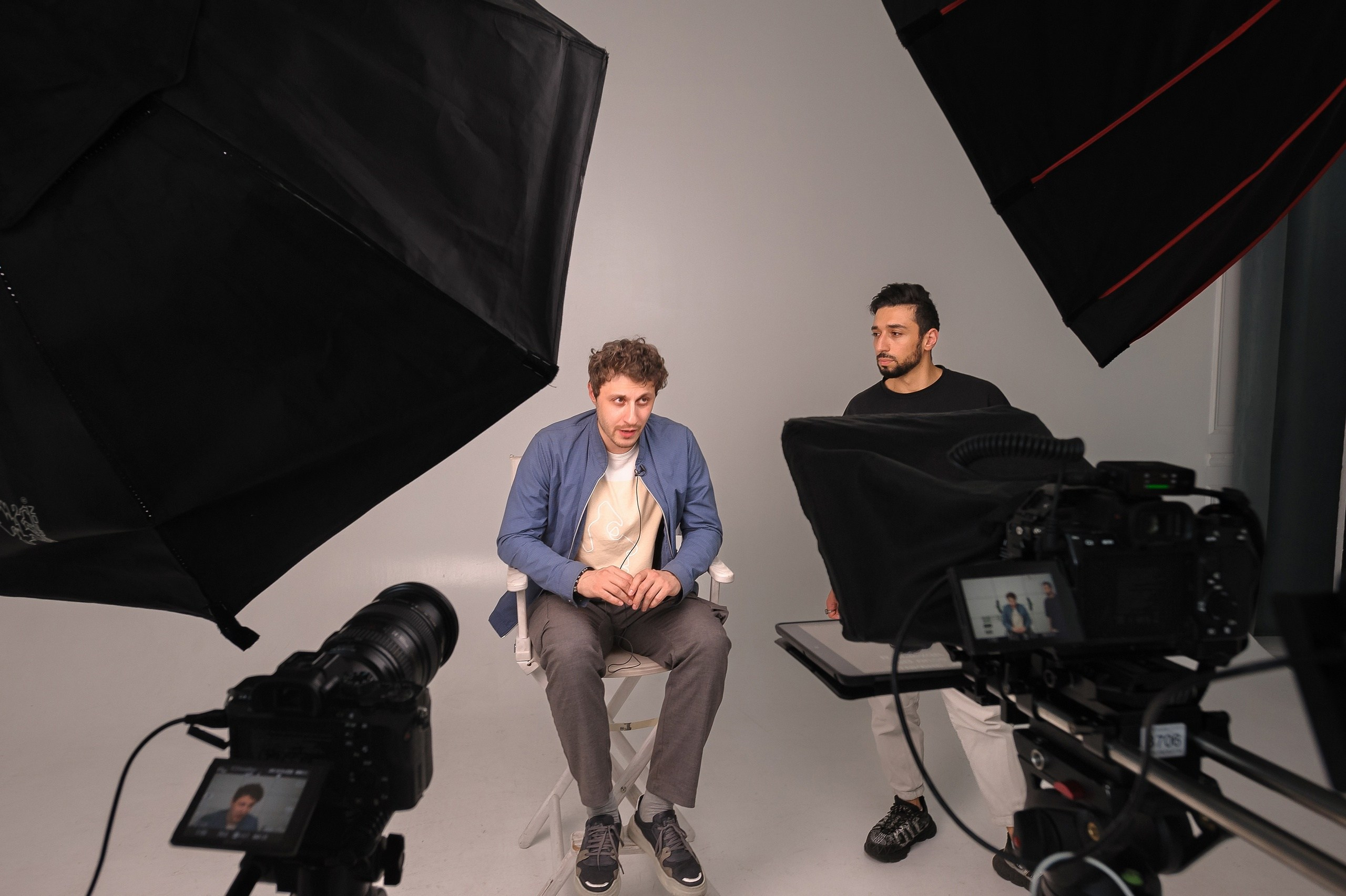 Ведущие мероприятия 1+1