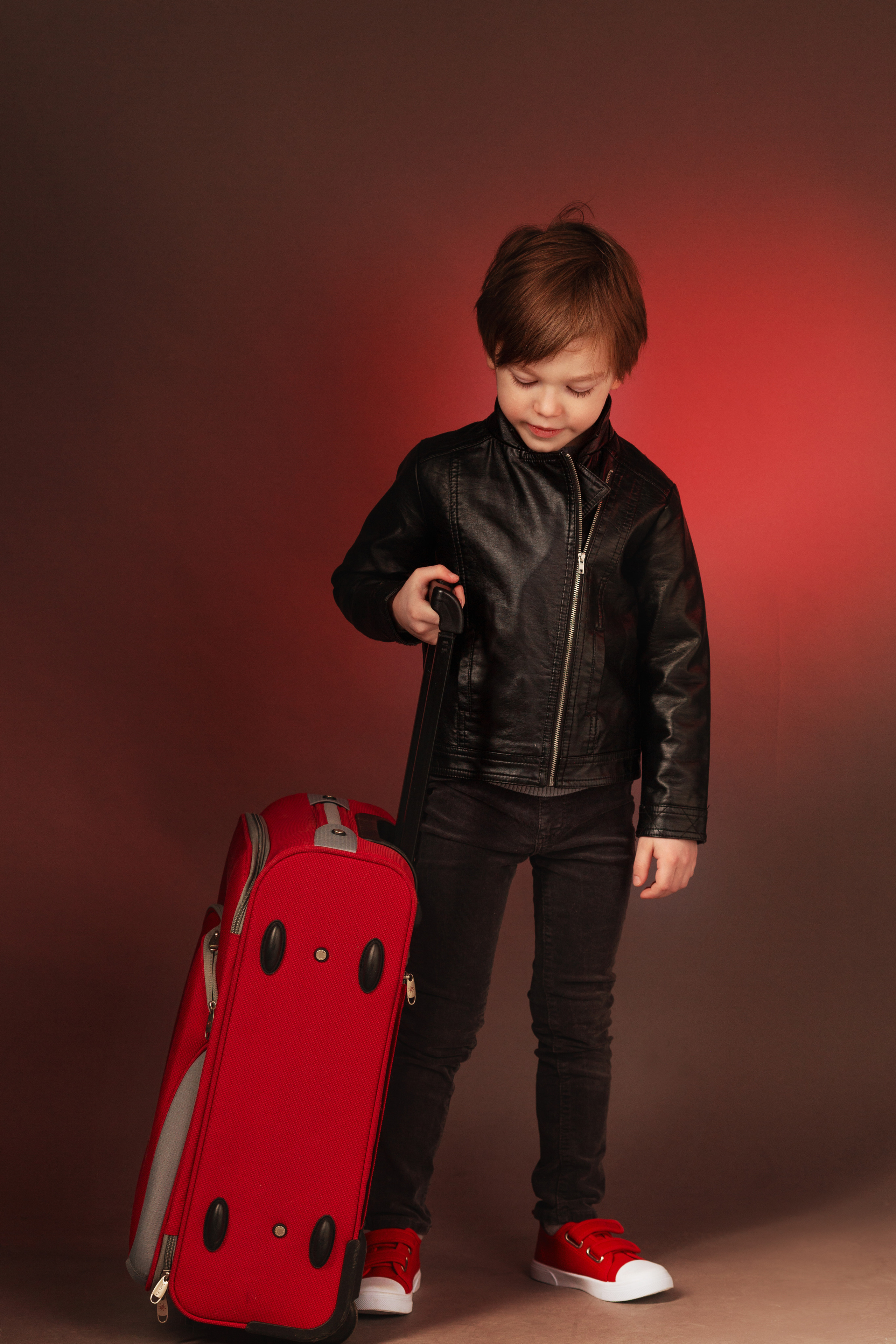 Фил и красный цвет. Актерское и модельное портфолио. Фотограф в Москве Екатерина Коломеец