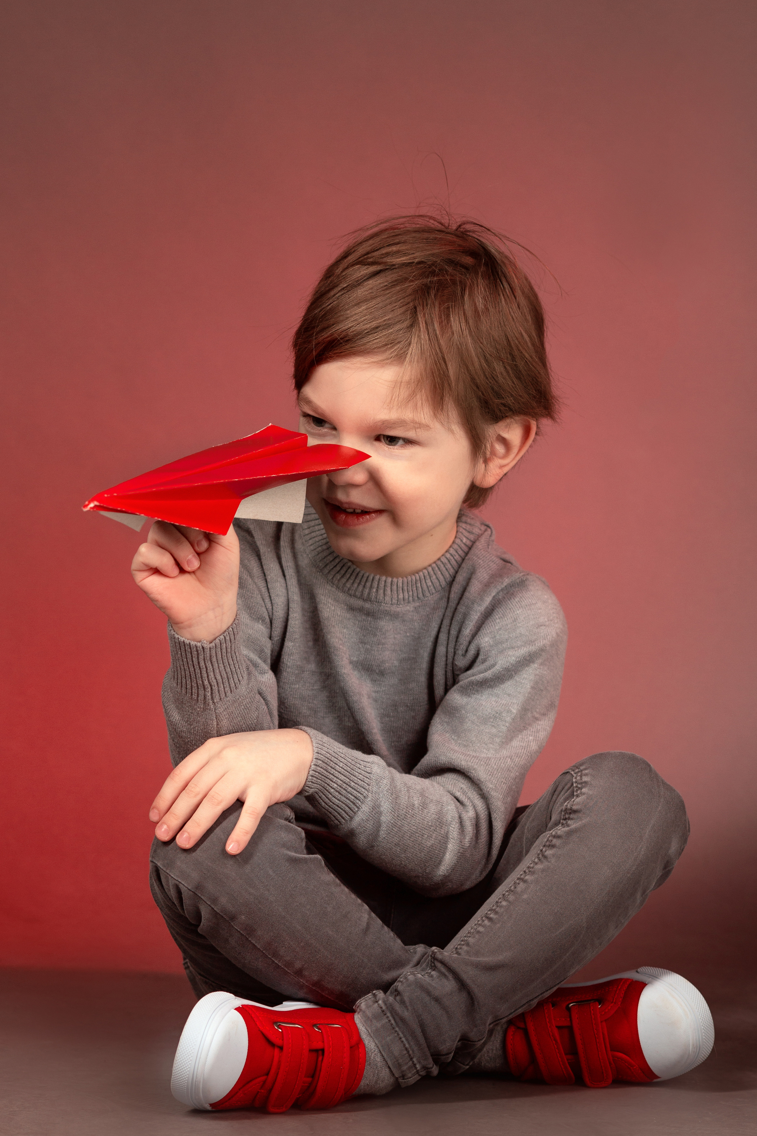 Фил и красный цвет. Актерское и модельное портфолио. Фотограф в Москве Екатерина Коломеец