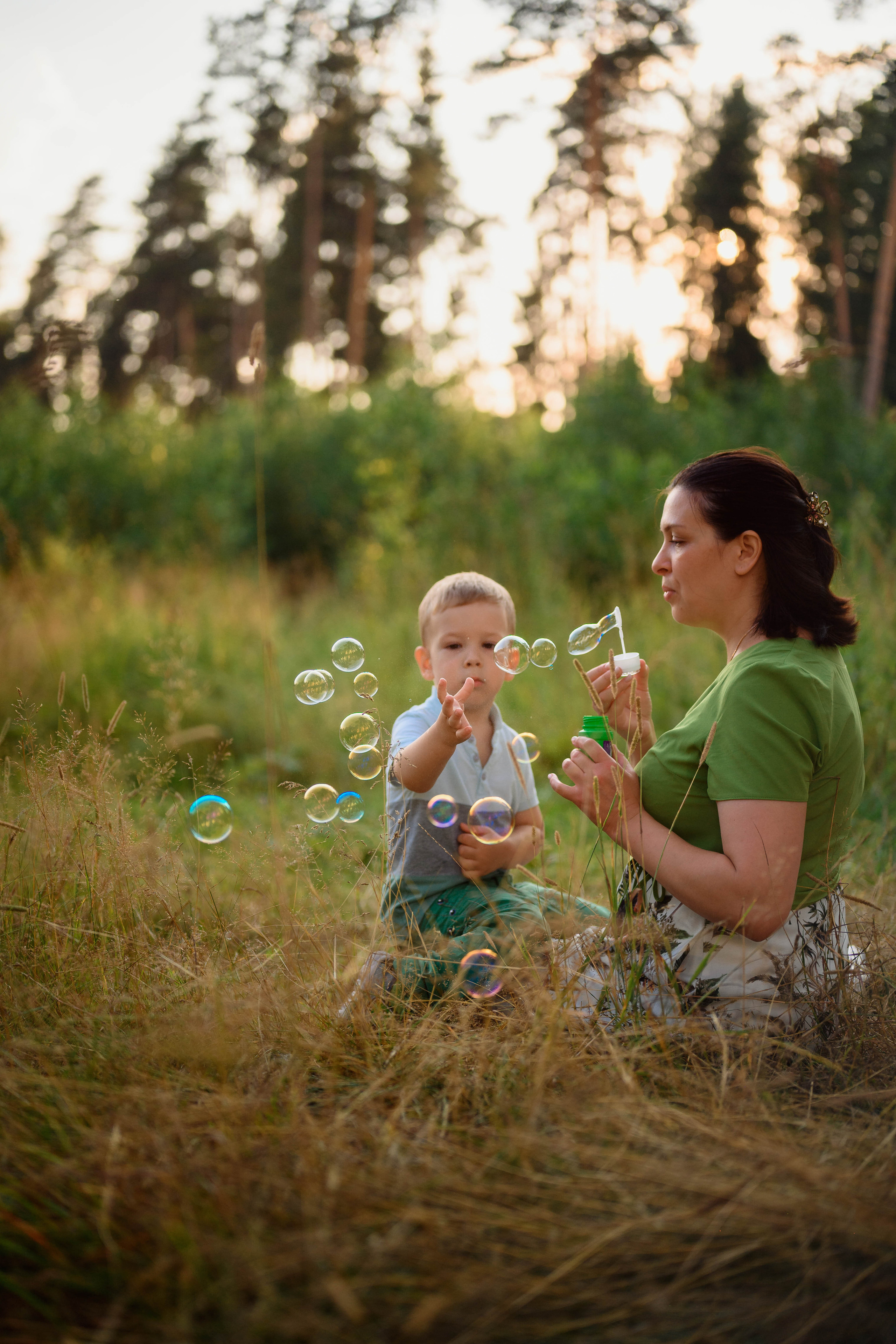 Семейная фотосессия в поле. Фотограф в Белграде Чугреева Елена