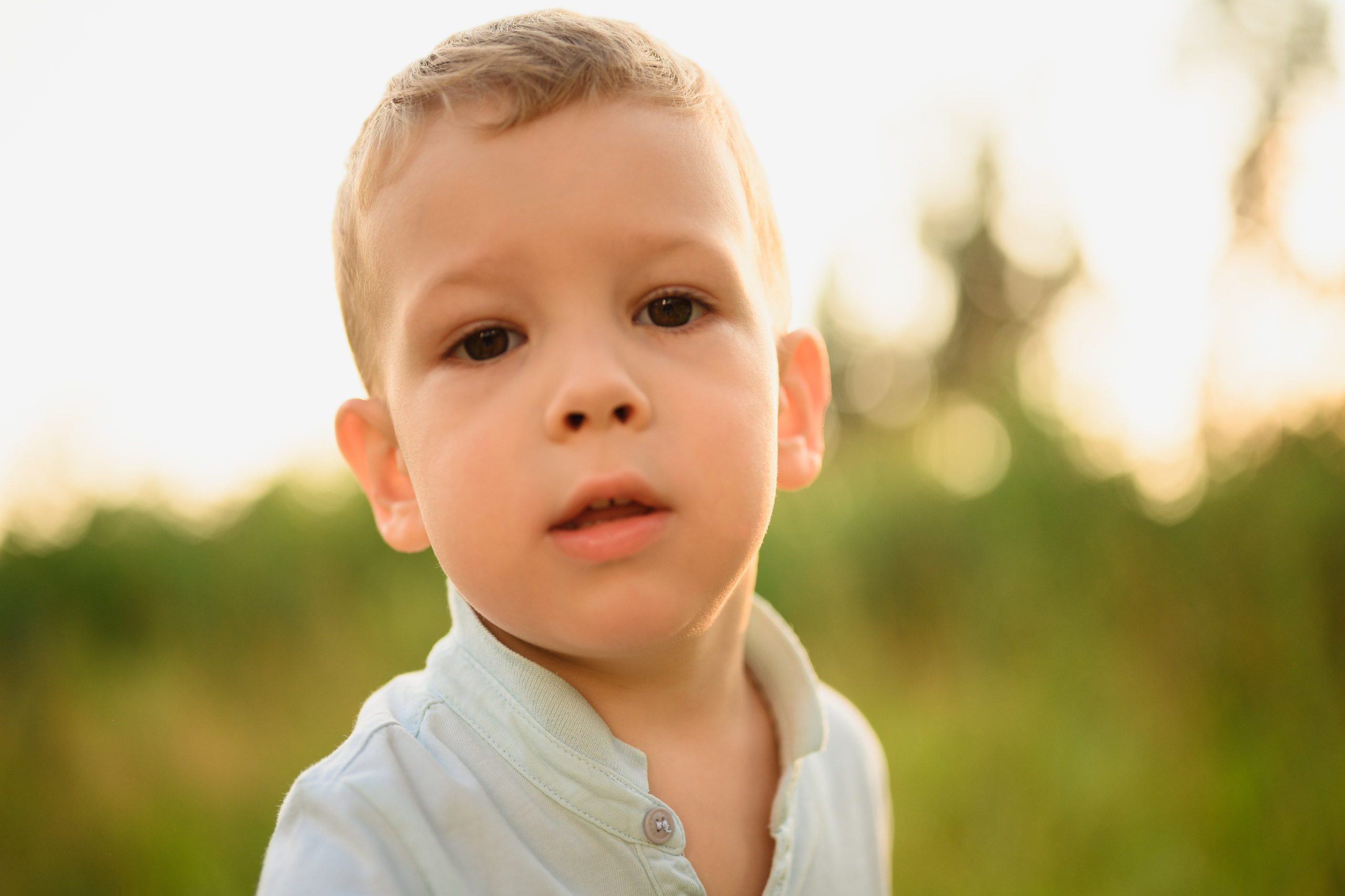 Семейная фотосессия в поле. Фотограф в Белграде Чугреева Елена