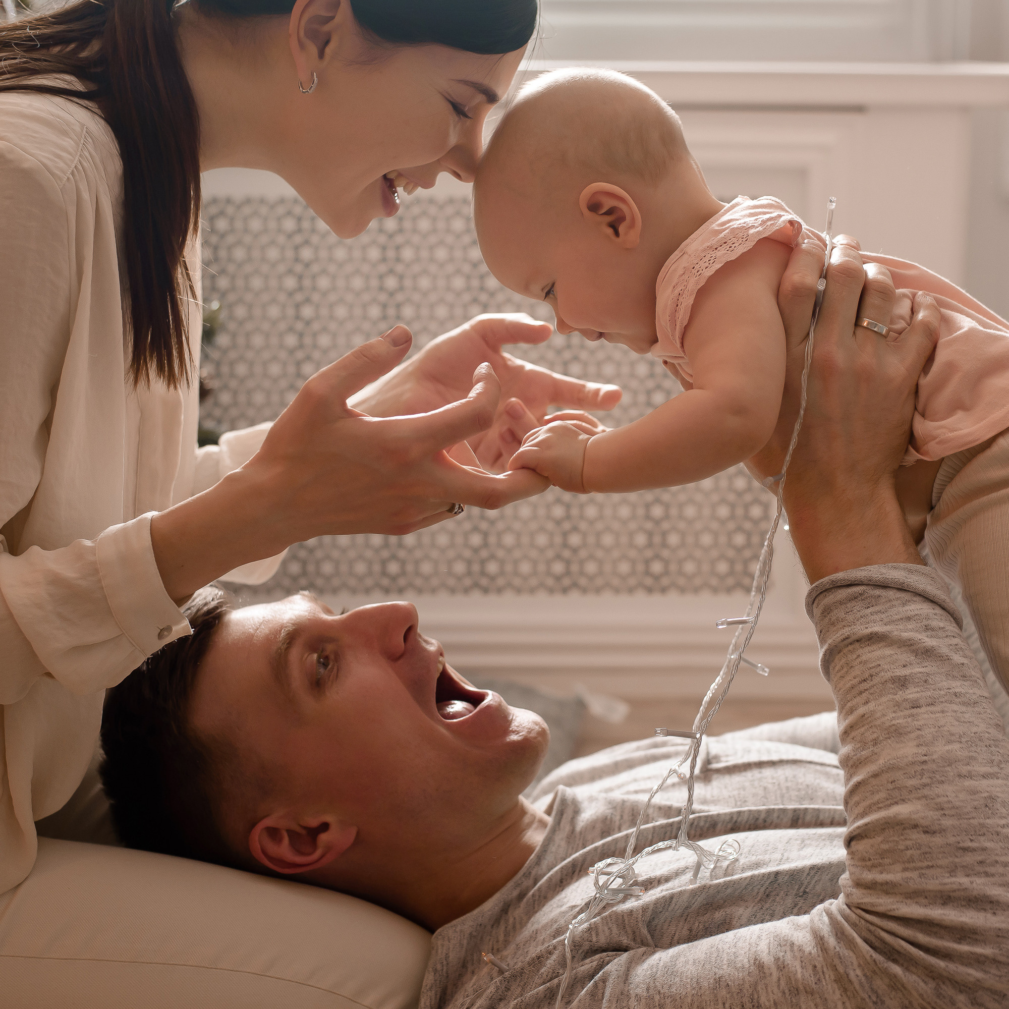 Домашняя семейная съемка. Семейный и свадебный фотограф в Санкт-Петербурге Серафима Смирнова