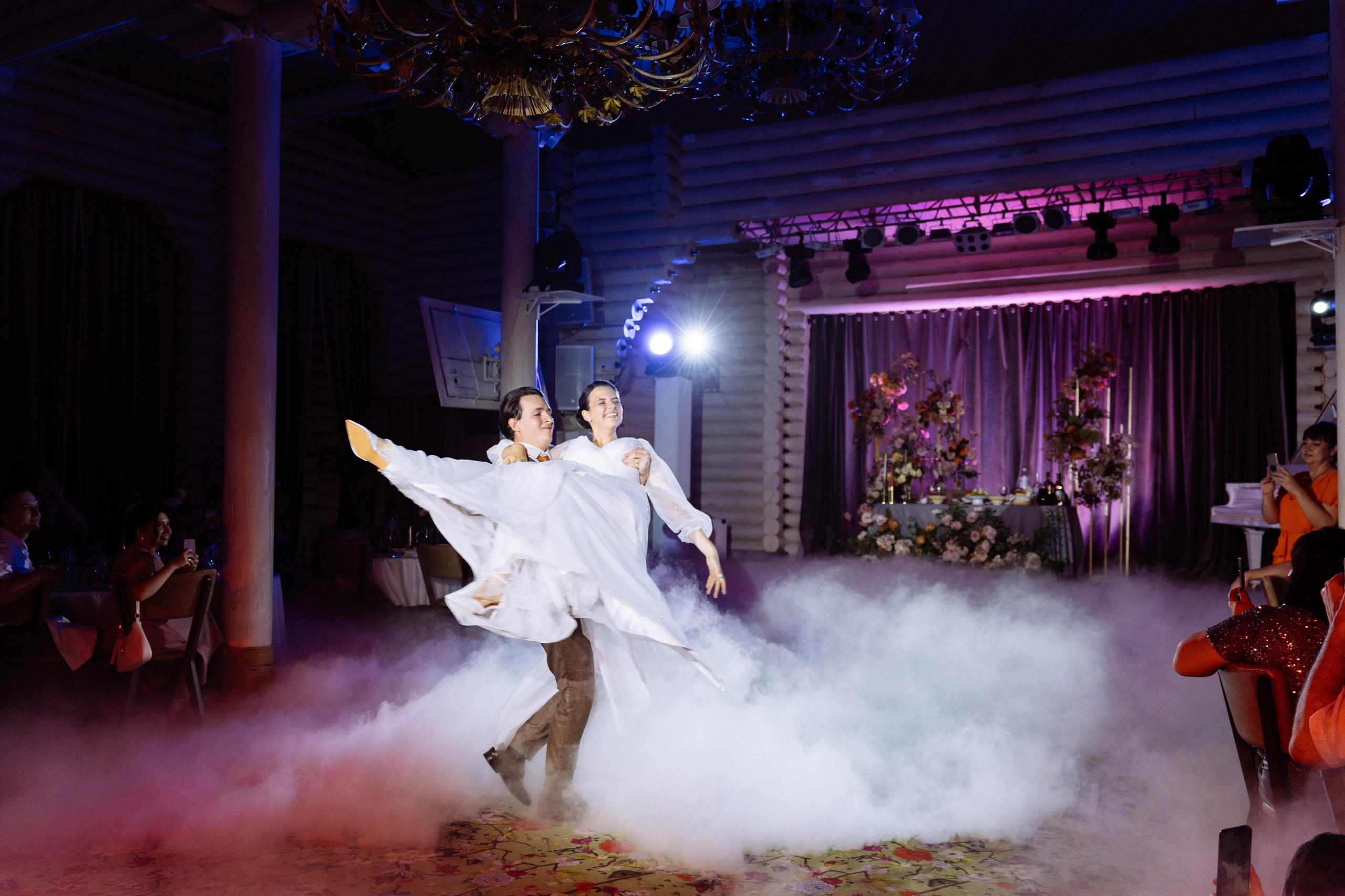 Свадьба Олега и Виктории в клубе «Ближняя дача»