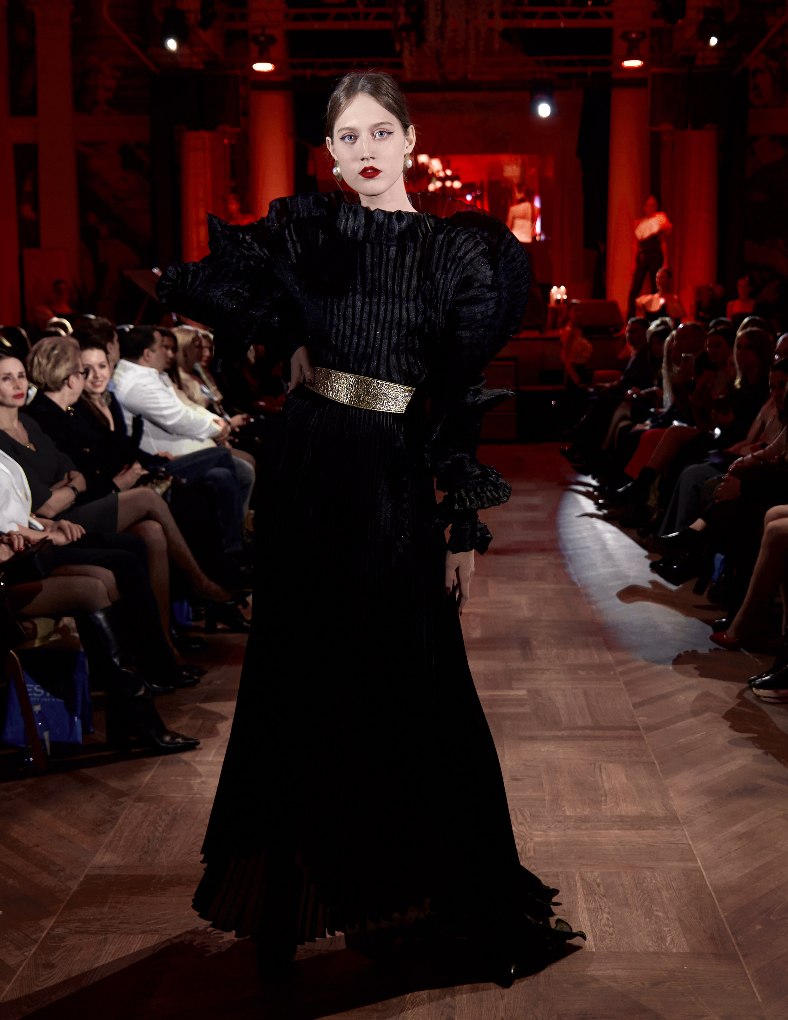 Beauty in details. Horizont ZIN | Bold fashion | Innovative art