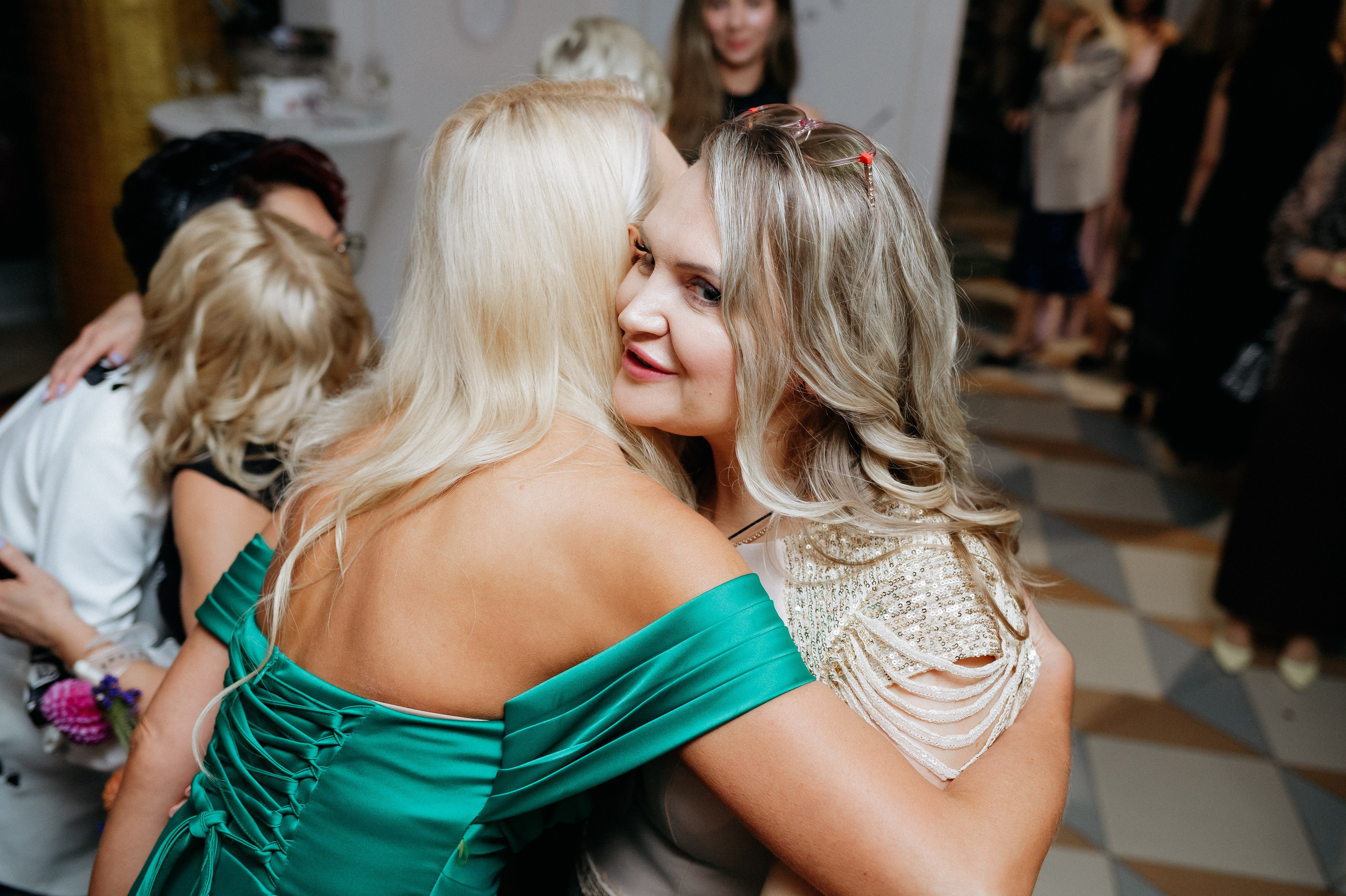 20 лет студии красоты Юлии Харченко. СВОИ. ФОТООТЧЕТЫ-СОБЫТИЯ-МЕСТА