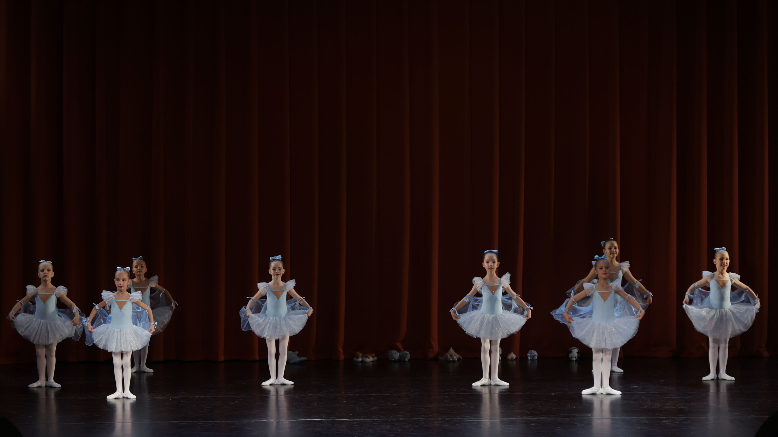 Фестиваль хореографического искусства «КУБОК ЛЕГЕНДЫ — 2025». Выпускные альбомы и школьный фотограф в Подольске, Троицке, Щербинке, Москве и Московской области