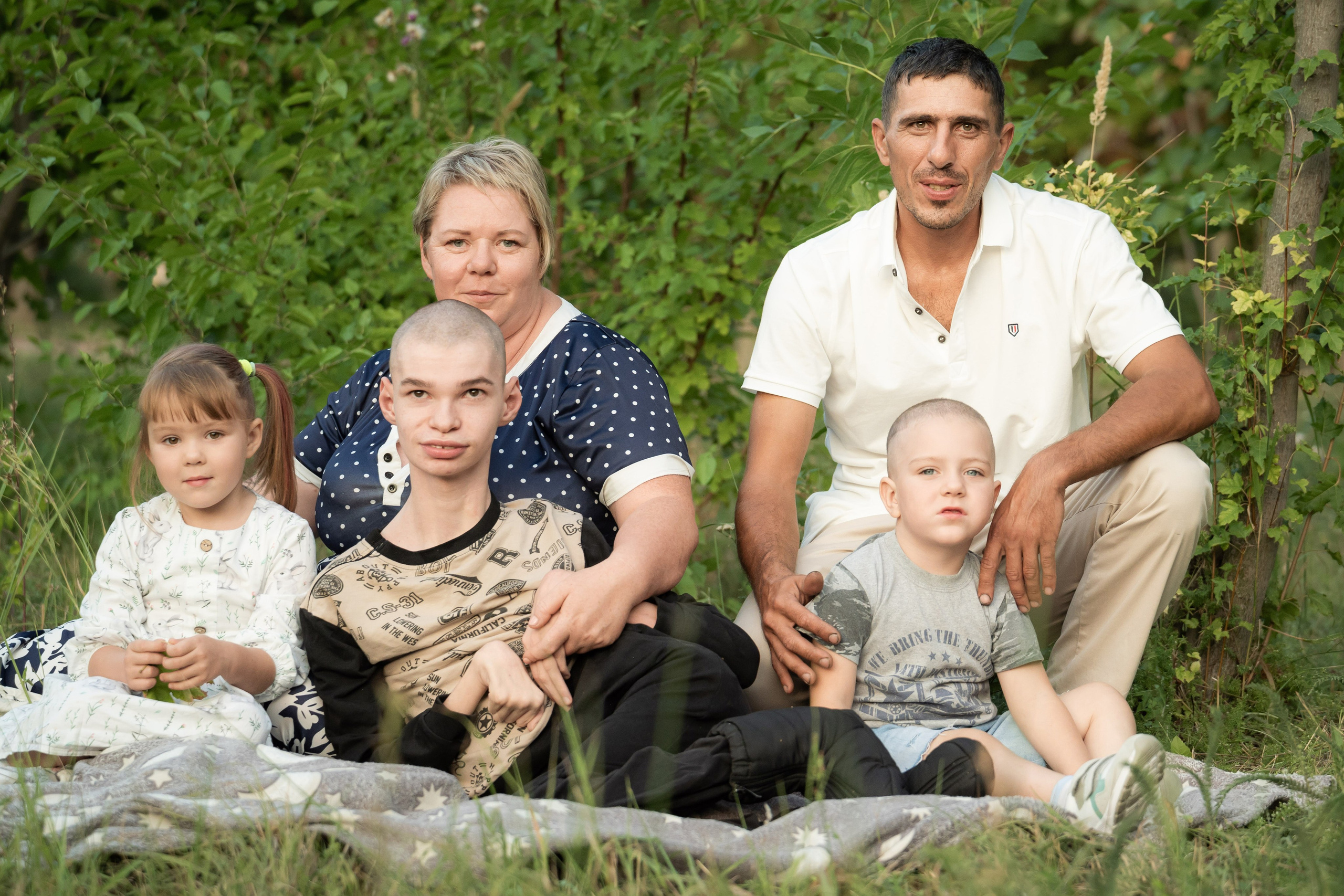 Волонтерство. Антон и Татьяна Денисенко