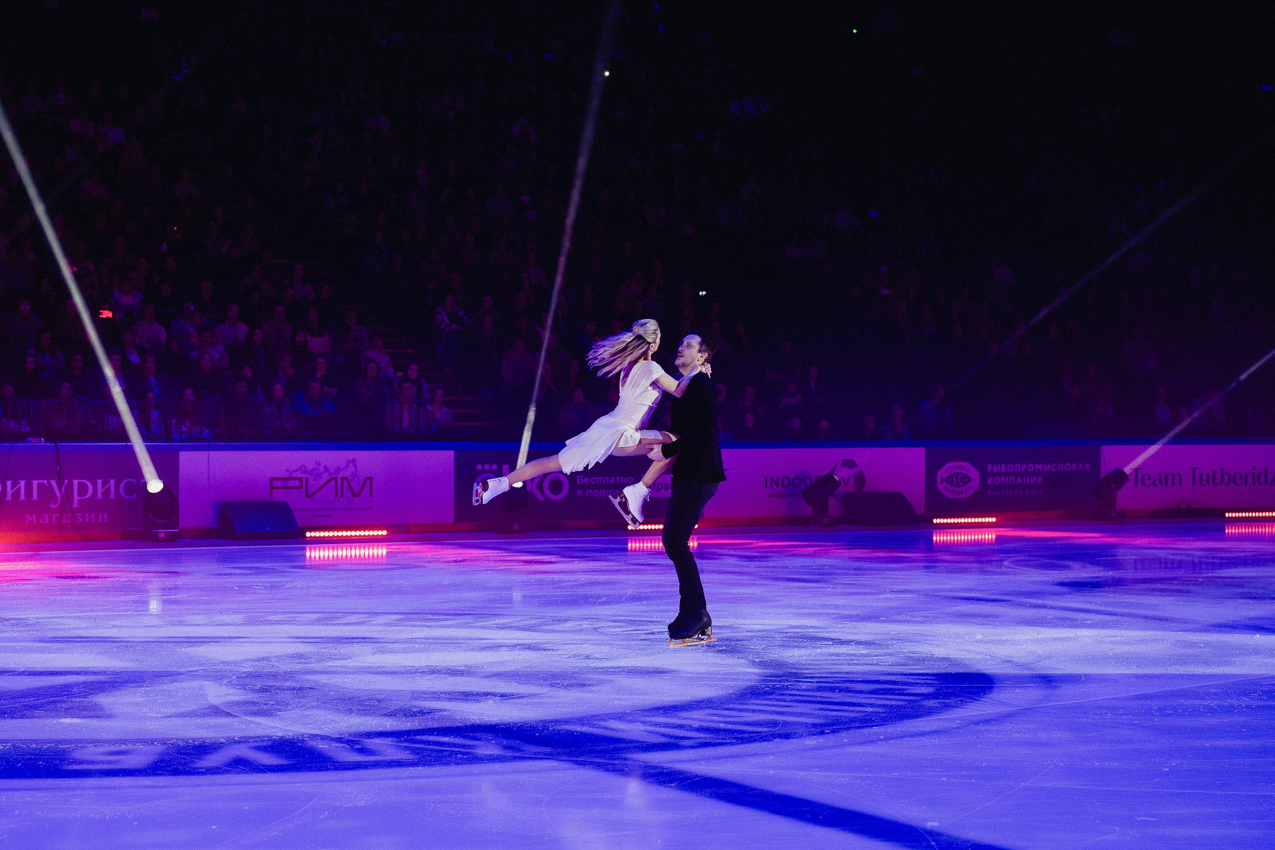 Шоу Этери Тутберидзе в Новосибирске. Воробьева Ксения — Спортивный и танцевальный фотограф Новосибирск