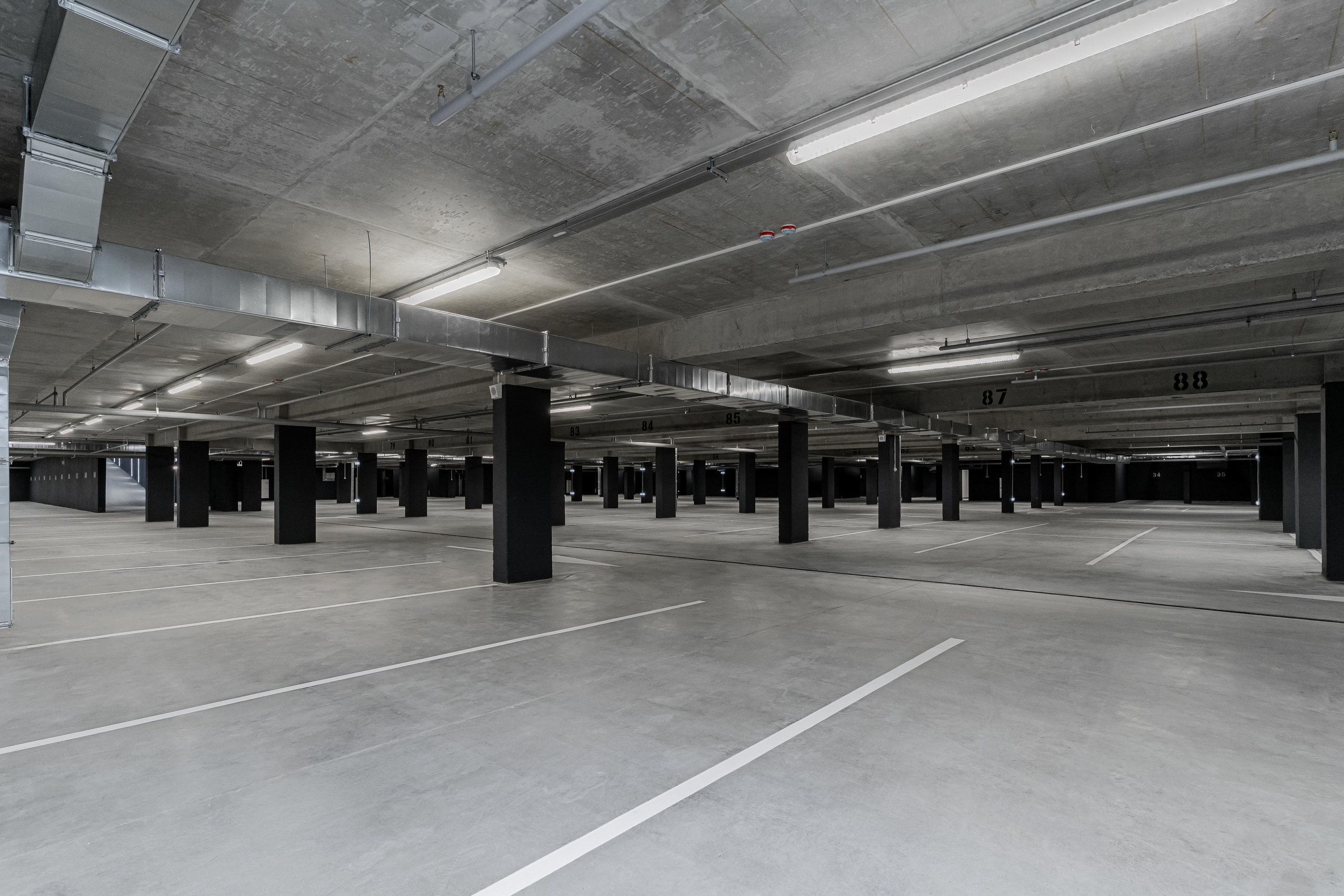 Подземная парковка на нулевом этаже в ЖК