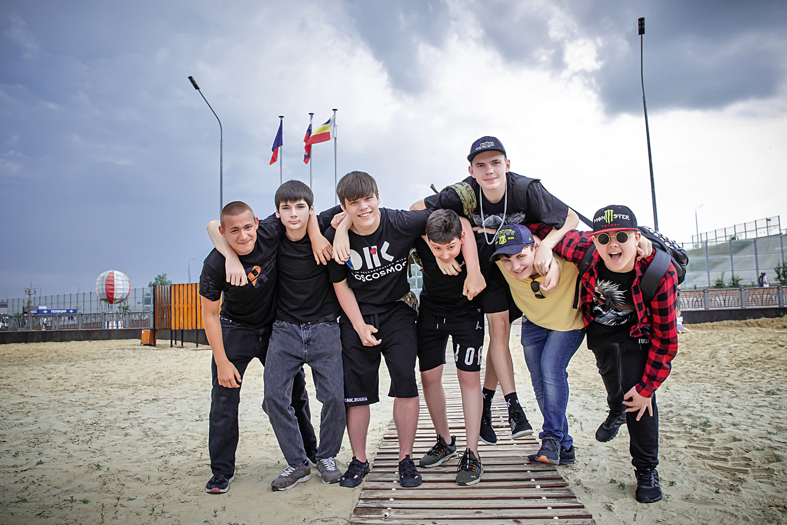 Фотосессия Школа 4 Класс 9А. Современные Выпускные Альбомы в Ростове-на-Дону