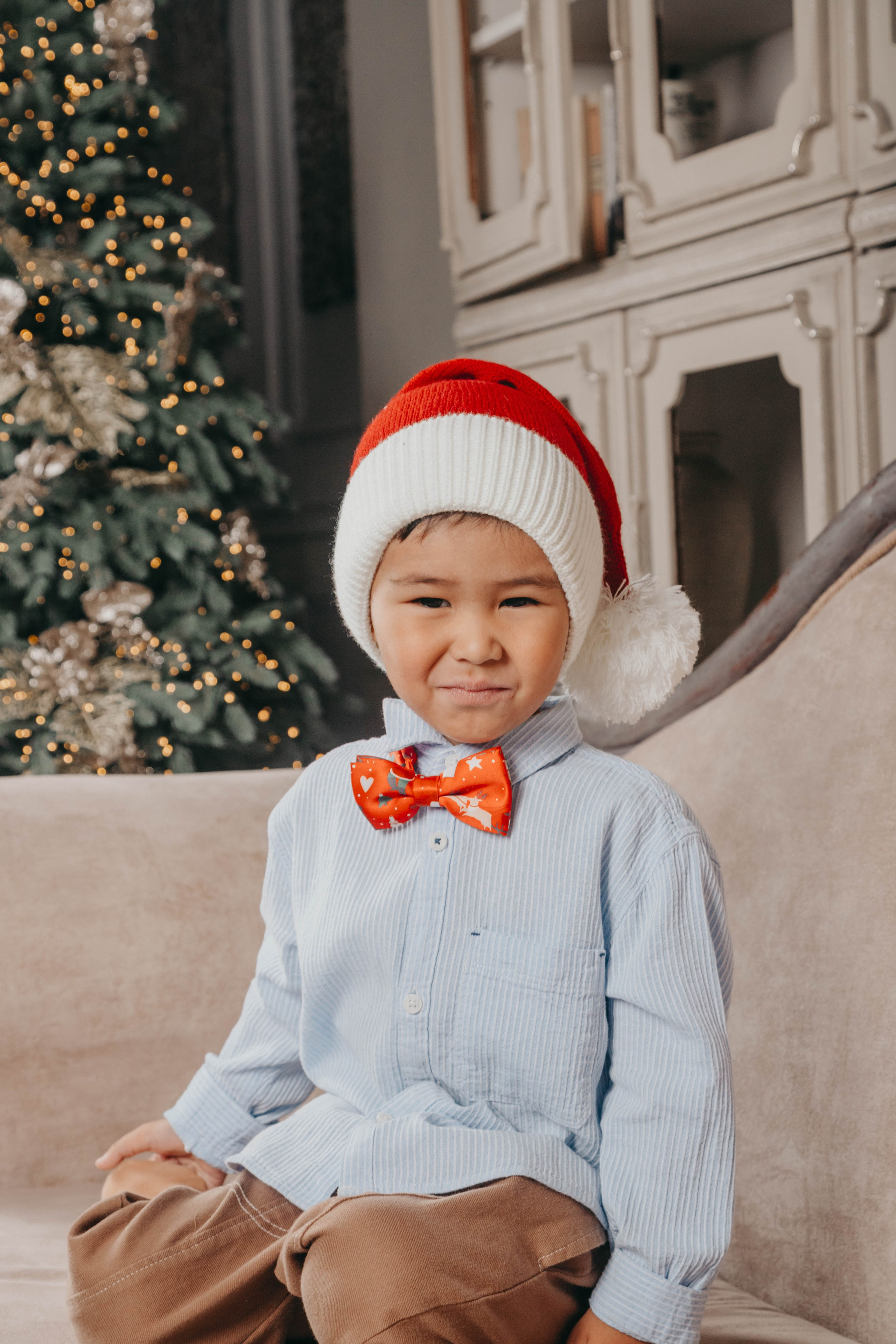 Семейная фотосессия в фотостудии 2Стула. Свадебный, семейный и портретный фотограф в Алматы, Костанай