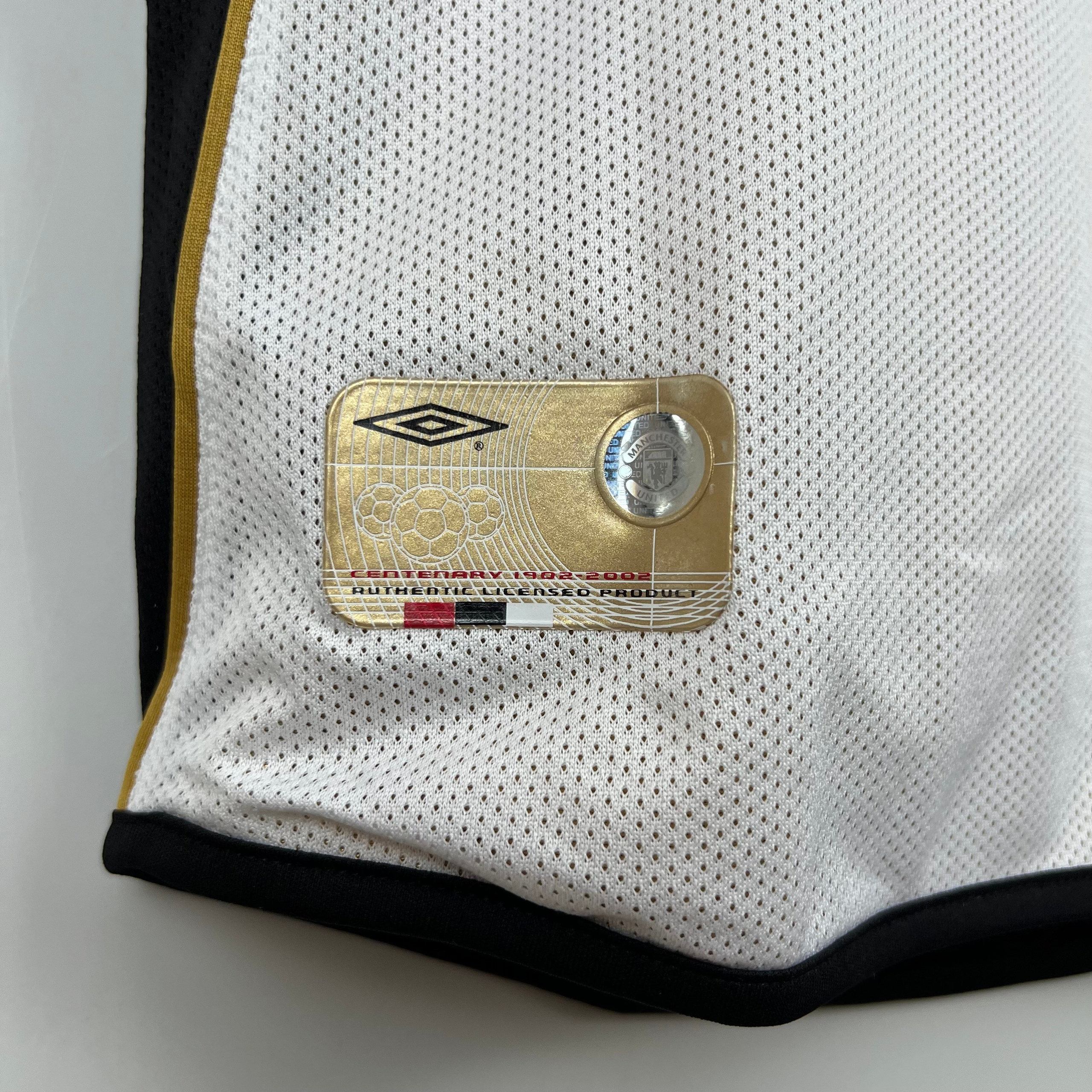 Двусторонняя джерси Манчестер Юнайтед 2001-2002 заказать. Футбольный магазин — ssw_magazin