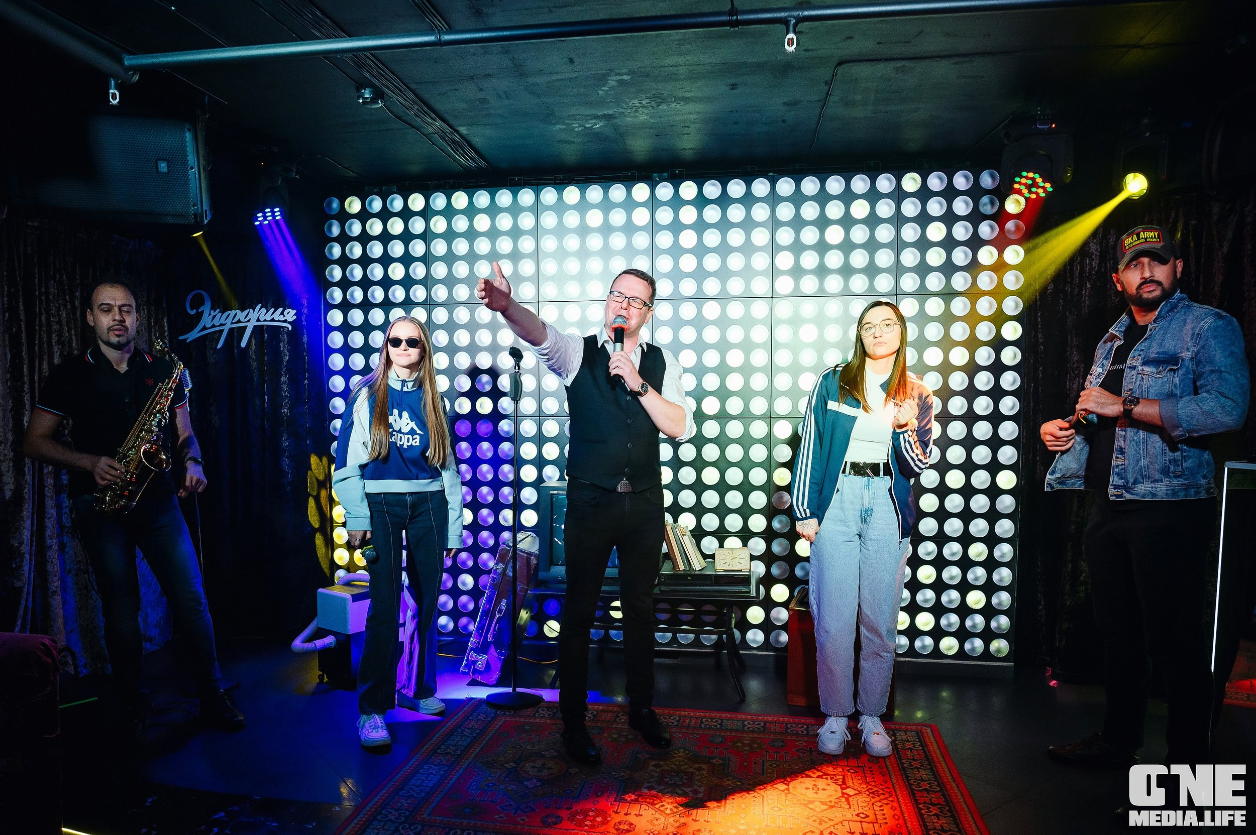 Фоторепортаж из караоке-клуба Эйфория. One Media Life: фоторепортажи, фотоотчеты с мероприятий и заведений