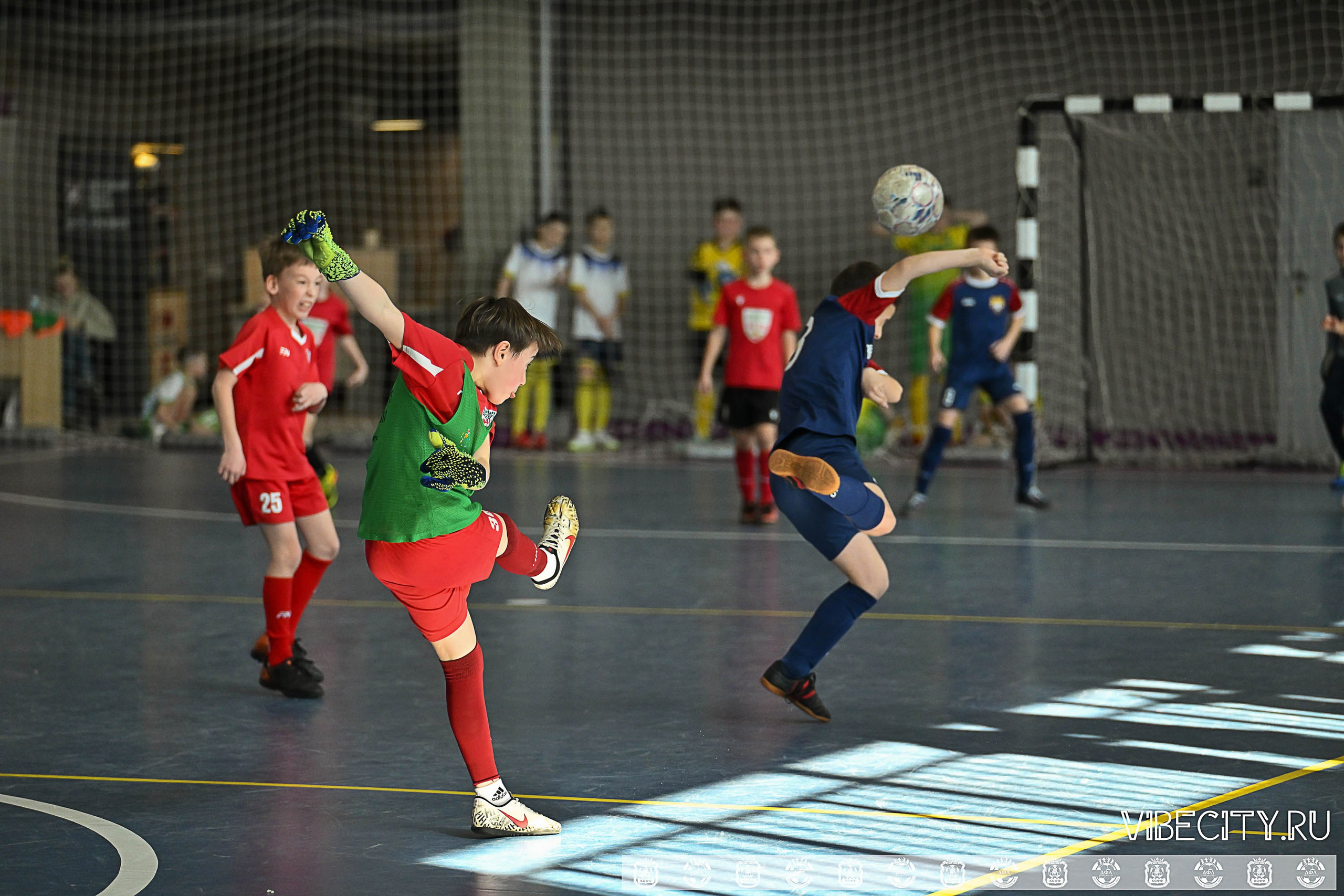 БАЛТИЙСКАЯ ЛИГА ПО ФУТЗАЛУ U10. VIBECITY.RU Вайб Сити Ру Фоторепортажи Фотоотчеты Калининград