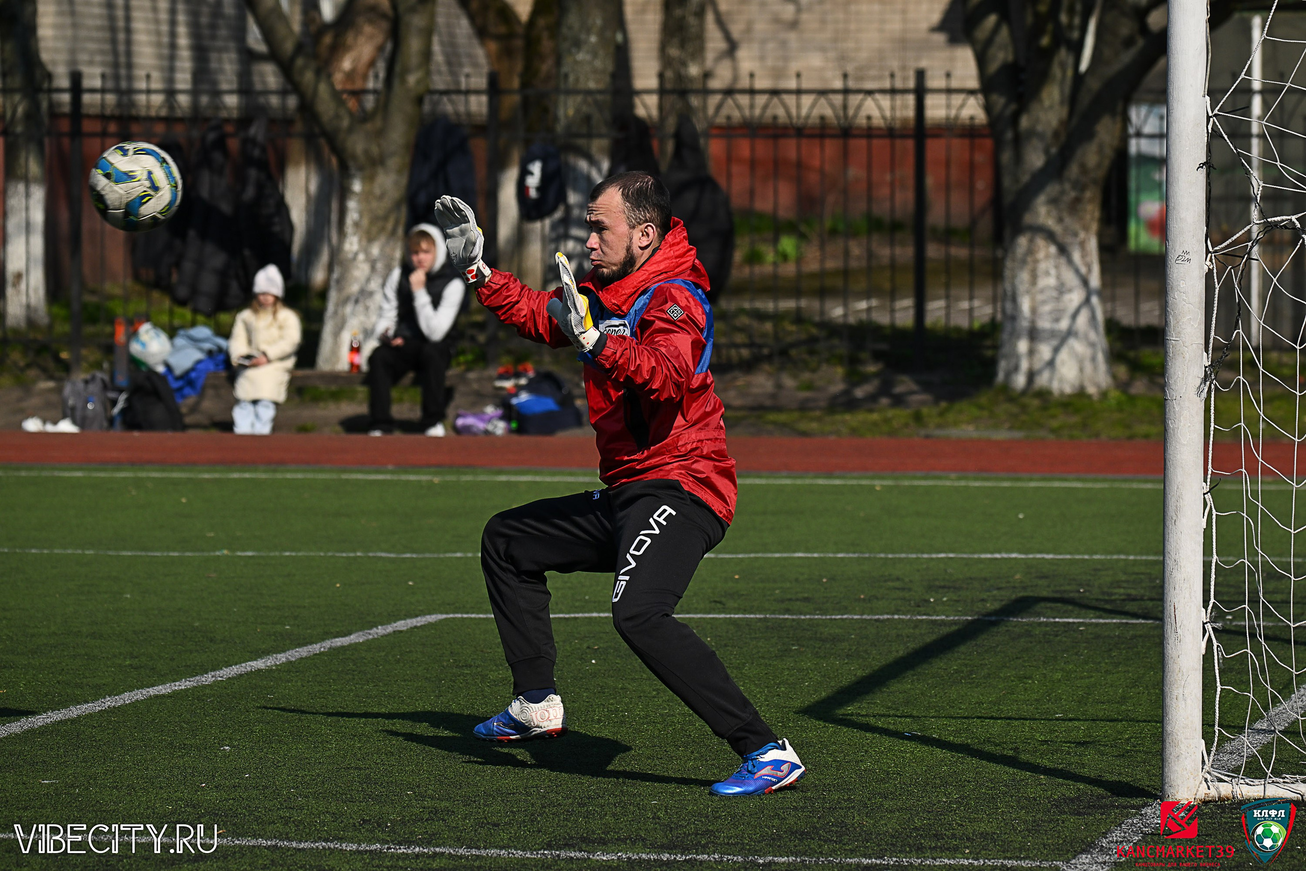 XX ЧЕМПИОНАТ КАЛИНИНГРАДСКОЙ ЛФЛ КАНЦМАРКЕТ39 сезона 2024–2025 гг. VIBECITY.RU Вайб Сити Ру Фоторепортажи Фотоотчеты Калининград