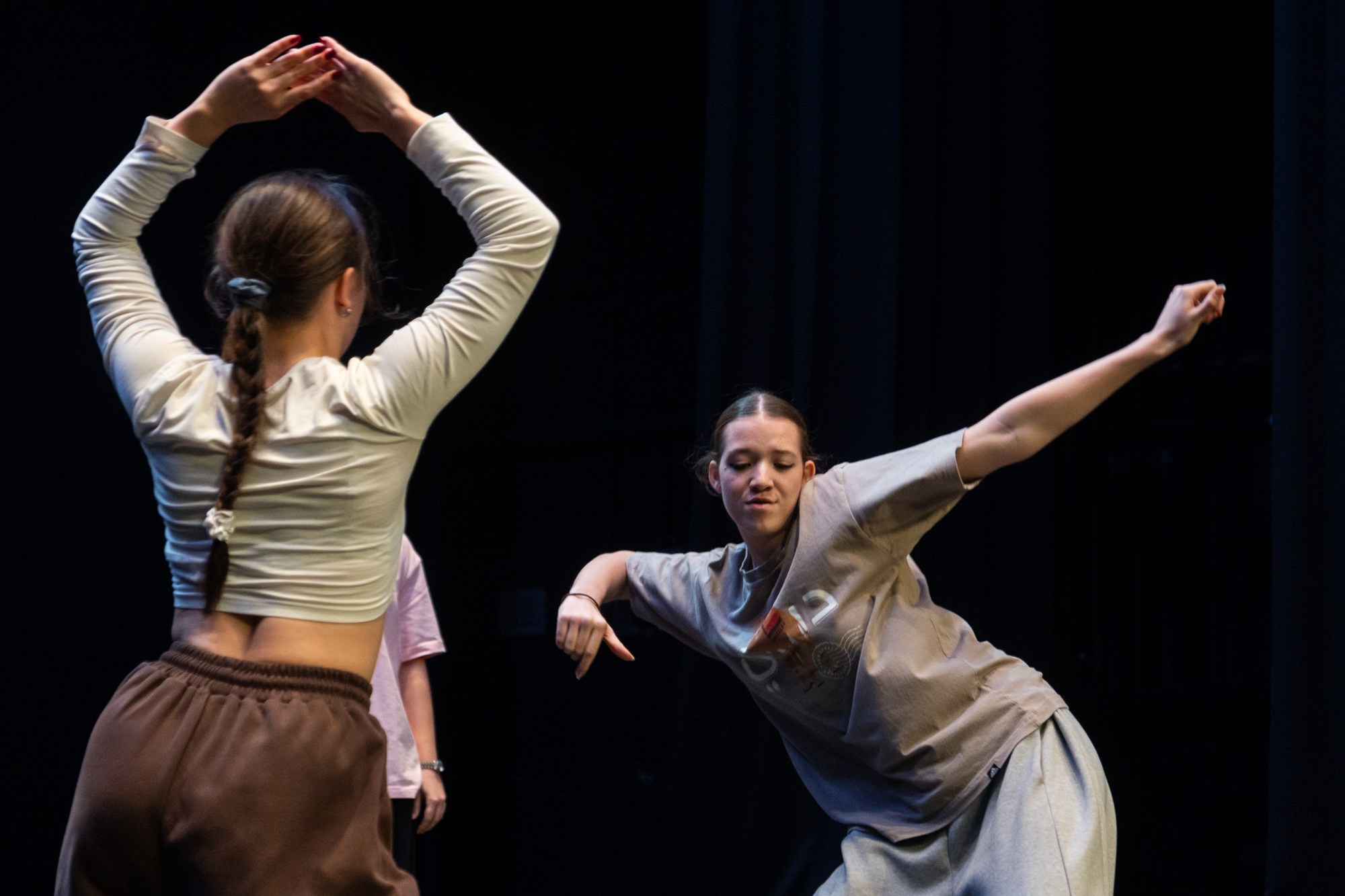 Конкурс солистов и балетмейстерских работ «Руки ногИ». Репортажный фотограф в Казани Павел Серпокрылов