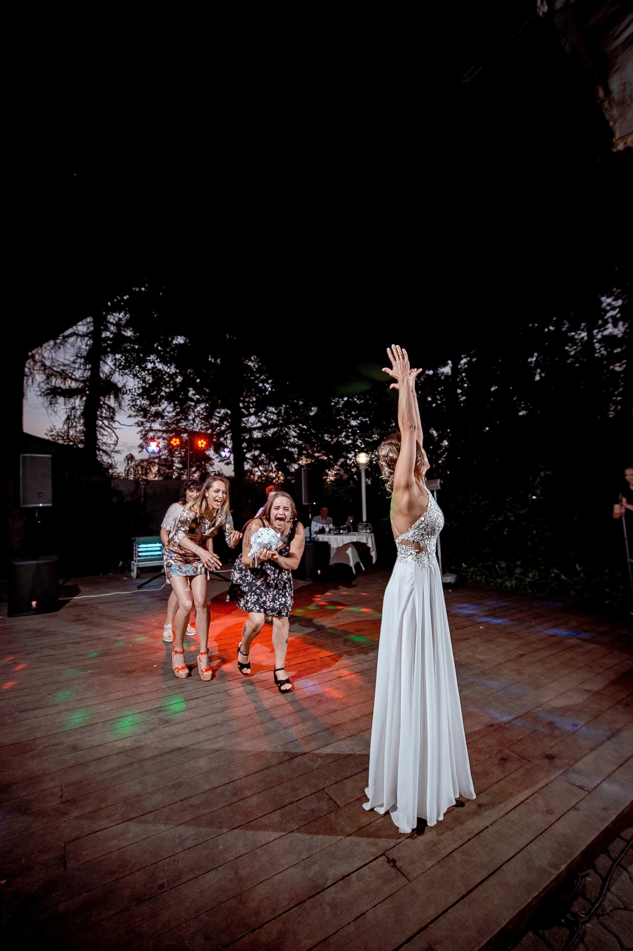 Лиза и Саша, Москва, Серебряный бор. Свадебный и семейный фотограф Виктория Носачёва. Щелково, Москва и МО