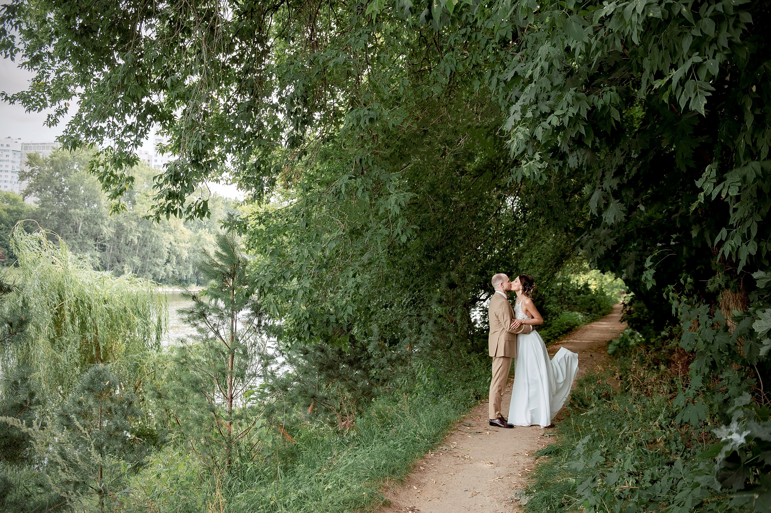 Лиза и Саша, Москва, Серебряный бор. Свадебный и семейный фотограф Виктория Носачёва. Щелково, Москва и МО