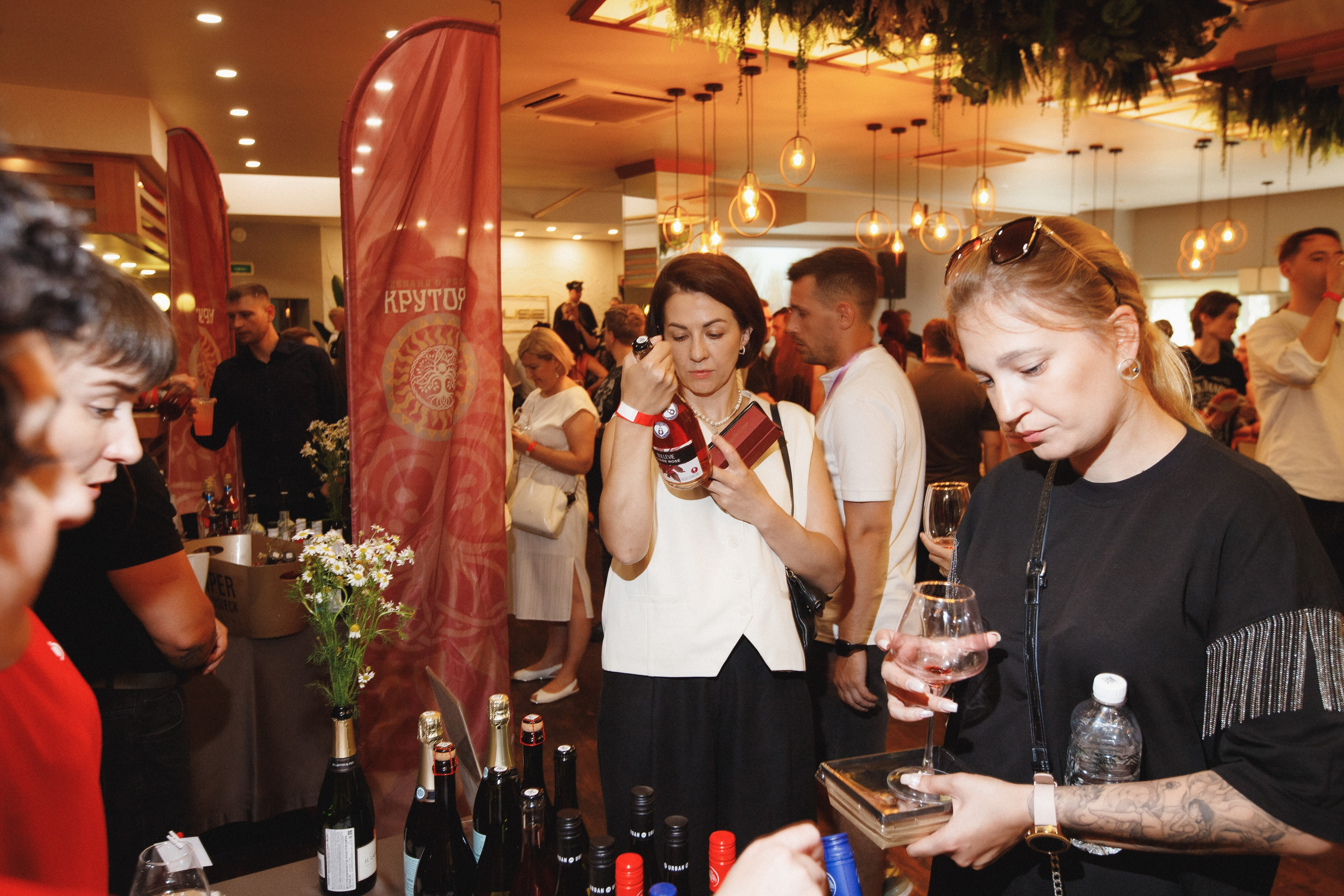 ФЕСТИВАЛЬ РОССИЙСКОГО ВИНА. СВОИ. ФОТООТЧЕТЫ-СОБЫТИЯ-МЕСТА