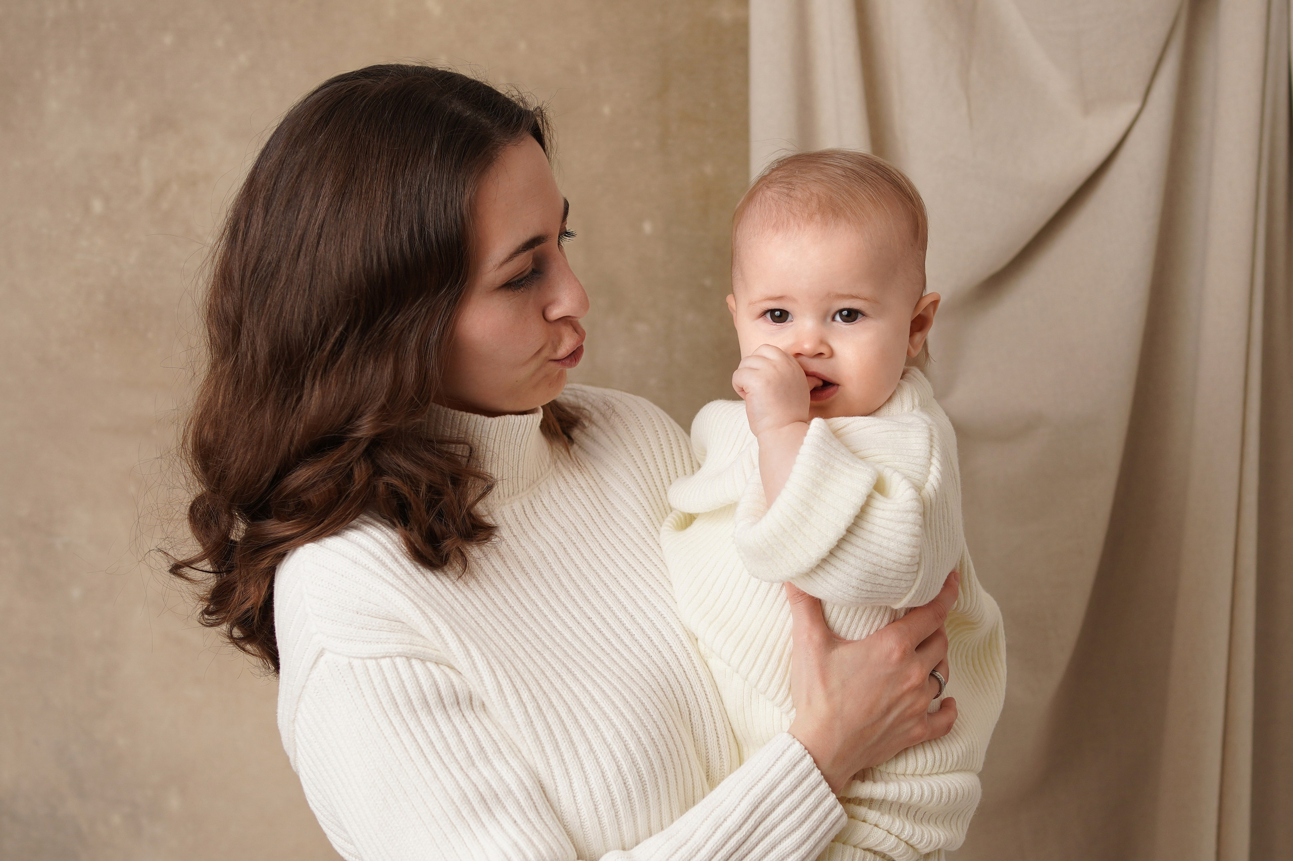 Фотосессия Первый годик Леночки. Детский фотограф и фотограф новорожденных в Калининград Оксана Иваний